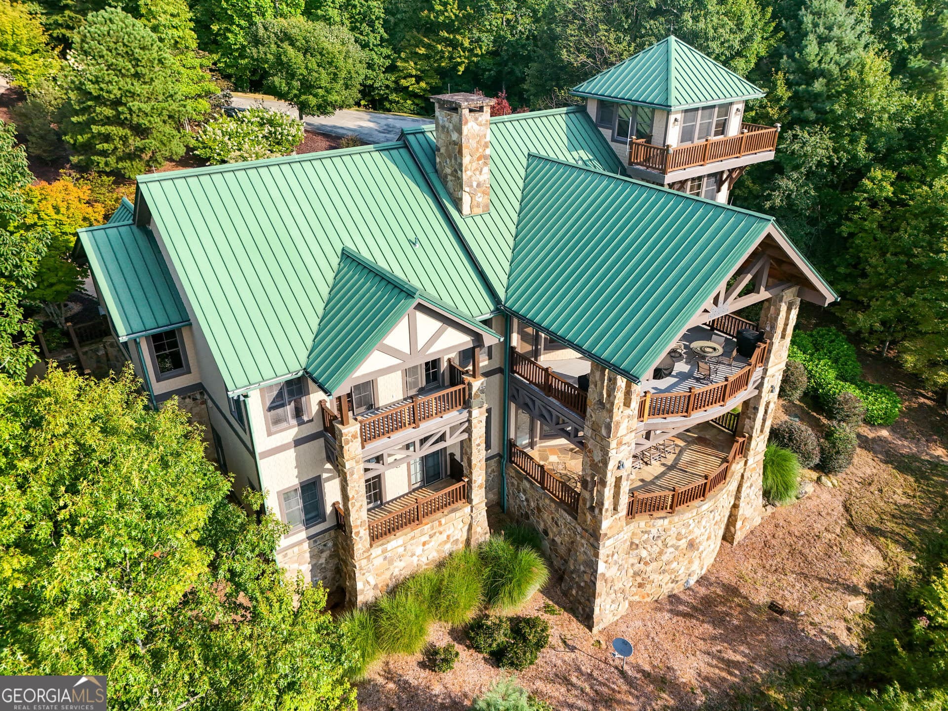 4 bedroom, 4.5 bathroom, 5,748 sq ft single family residence for sale at 140 Wagstaff, Clayton, GA 30525 — photo 3