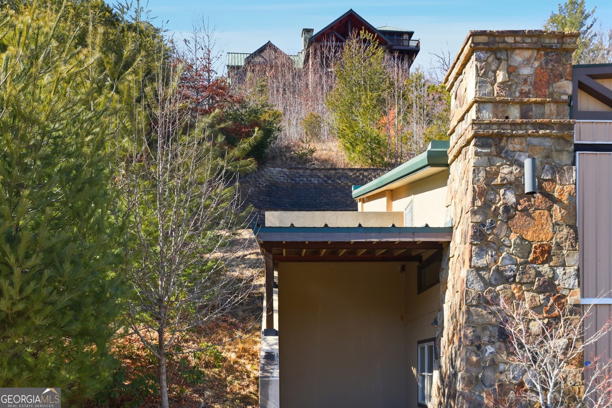 4 bedroom, 4.5 bathroom, 5,748 sq ft single family residence for sale at 140 Wagstaff, Clayton, GA 30525 — photo 8