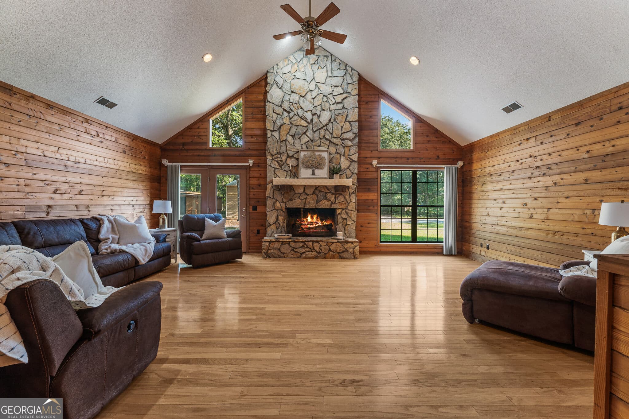 3 bedroom, 3 bathroom, 2,678 sq ft single family residence for sale at 1021 Ig Lanier Road, Pembroke, GA 31321 — photo 3