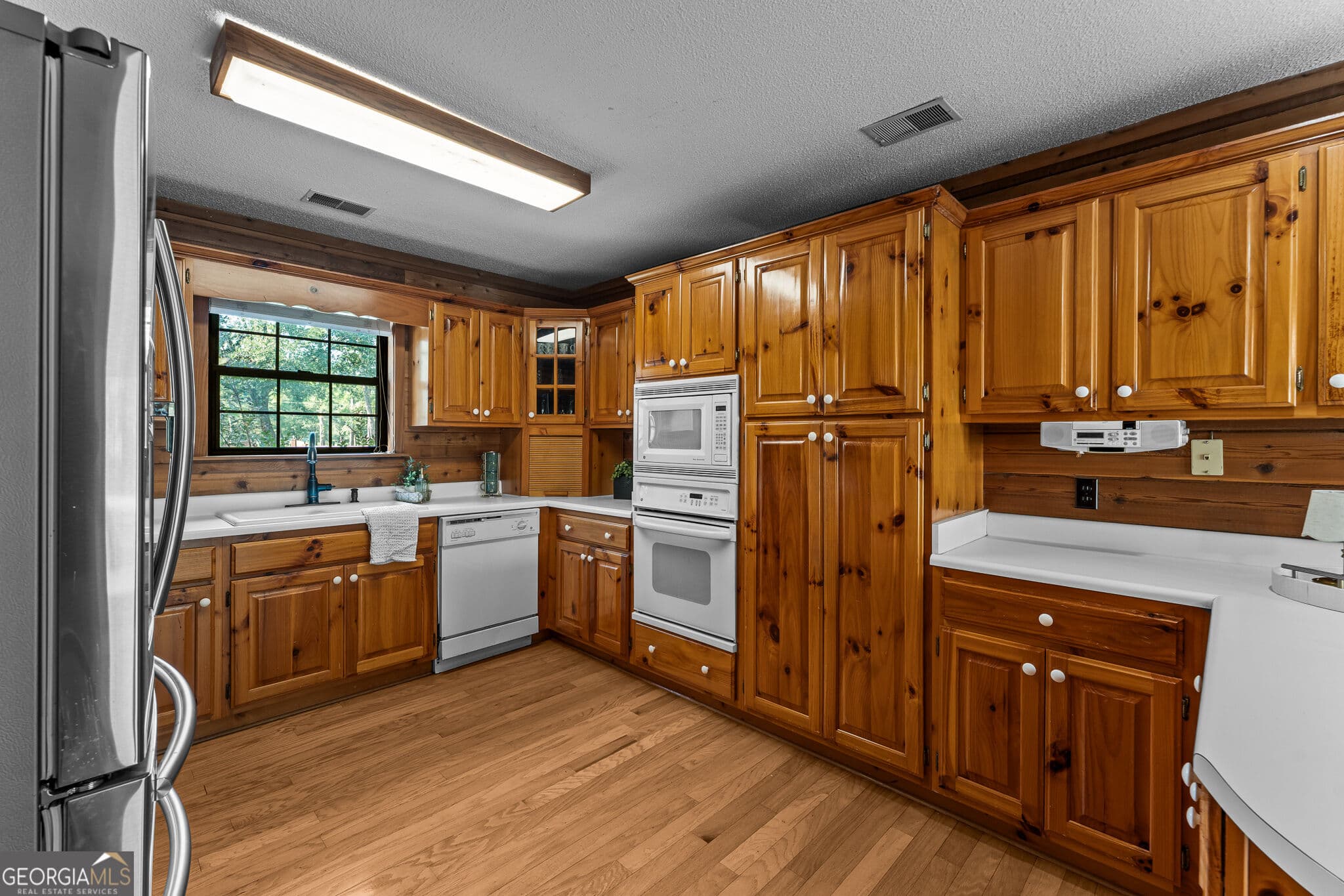 3 bedroom, 3 bathroom, 2,678 sq ft single family residence for sale at 1021 Ig Lanier Road, Pembroke, GA 31321 — photo 9