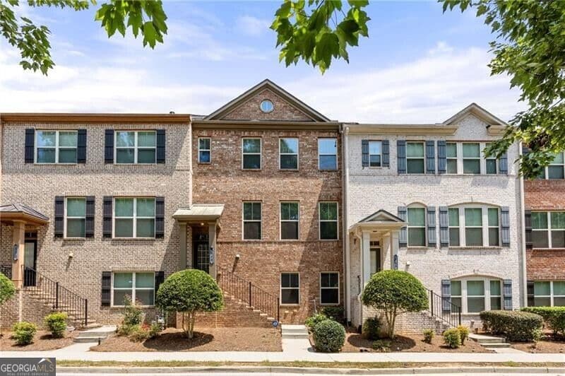 3 bedroom, 3.5 bathroom, 2,304 sq ft townhouse for sale at 849 Ivy Vine Place, Milton, GA 30004 — photo 1 of 35