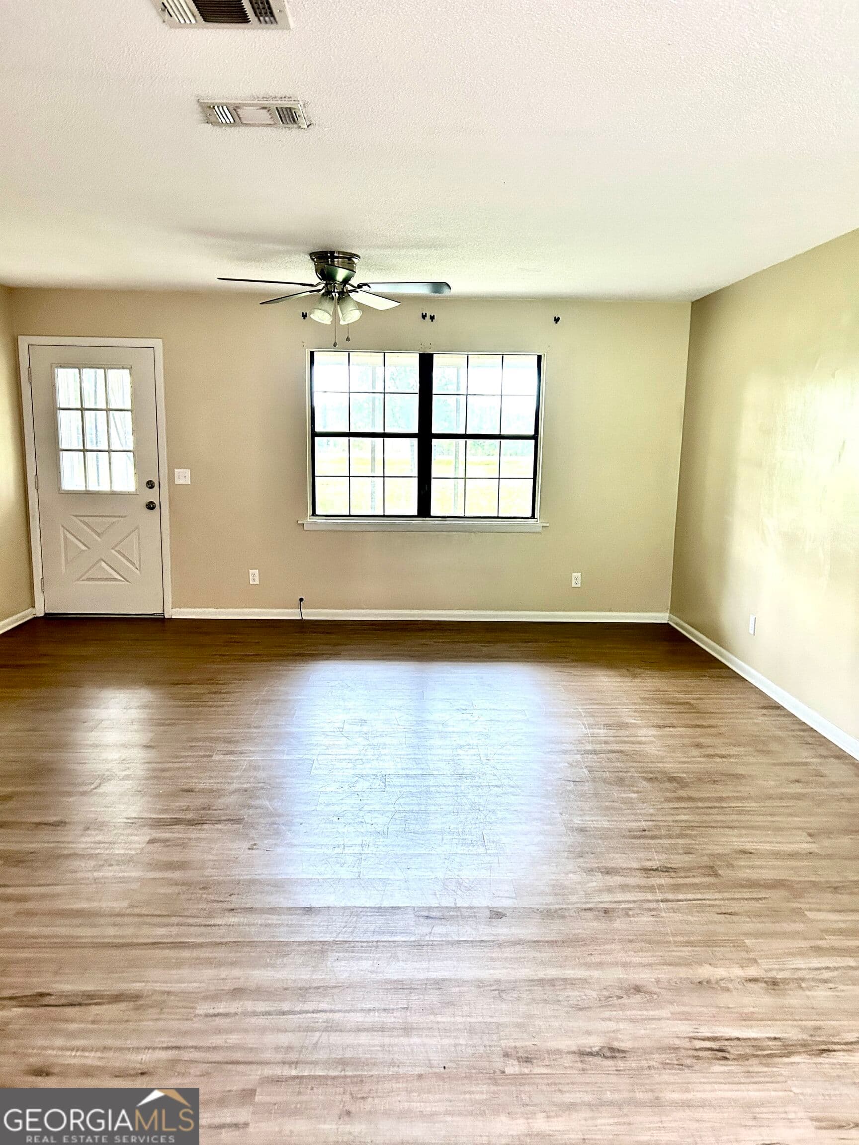 3 bedroom, 2 bathroom, 1,144 sq ft single family residence for sale at 7008 White Bluff Rd., Glennville, GA 30427 — photo 4