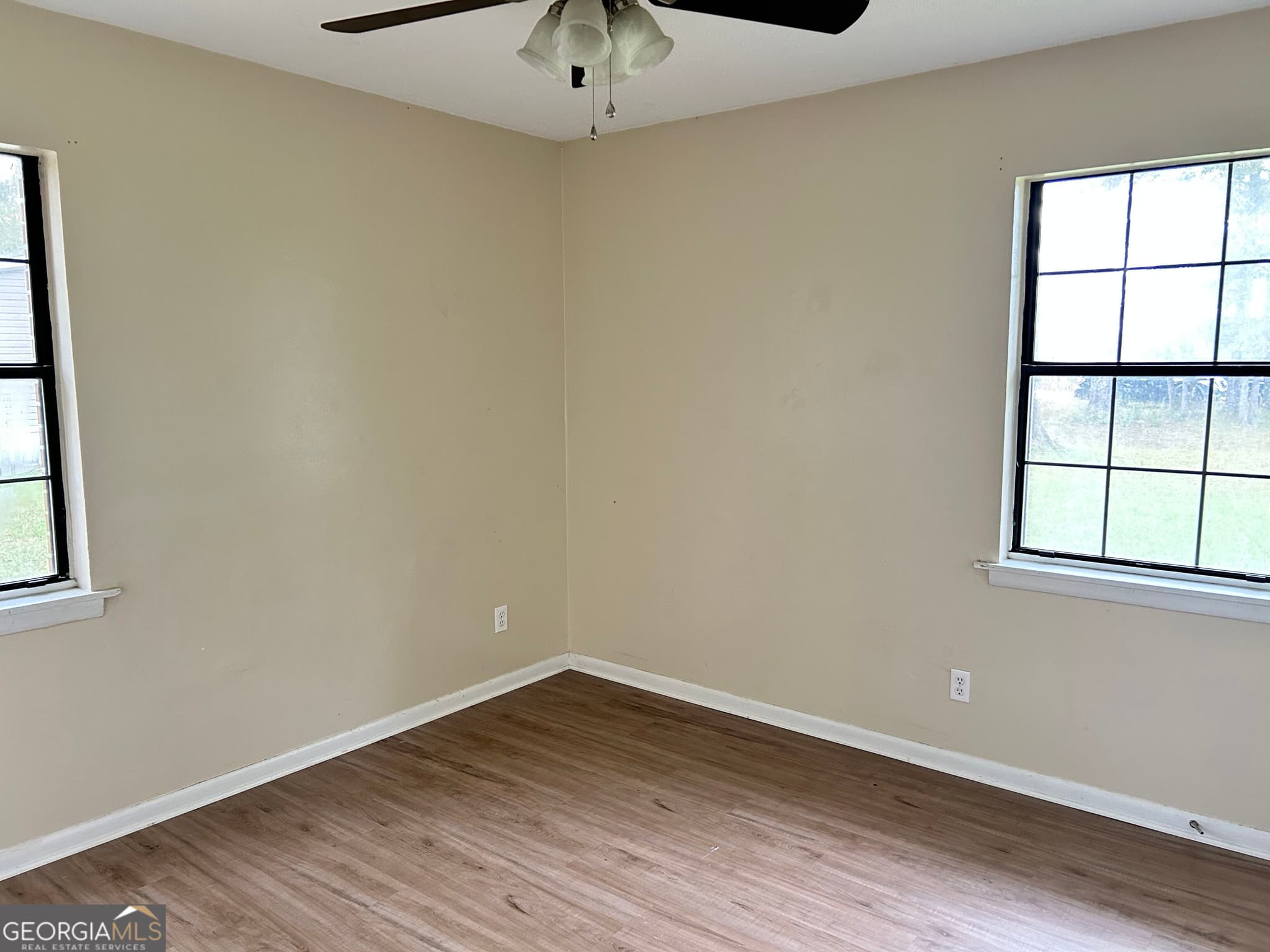 3 bedroom, 2 bathroom, 1,144 sq ft single family residence for sale at 7008 White Bluff Rd., Glennville, GA 30427 — photo 8