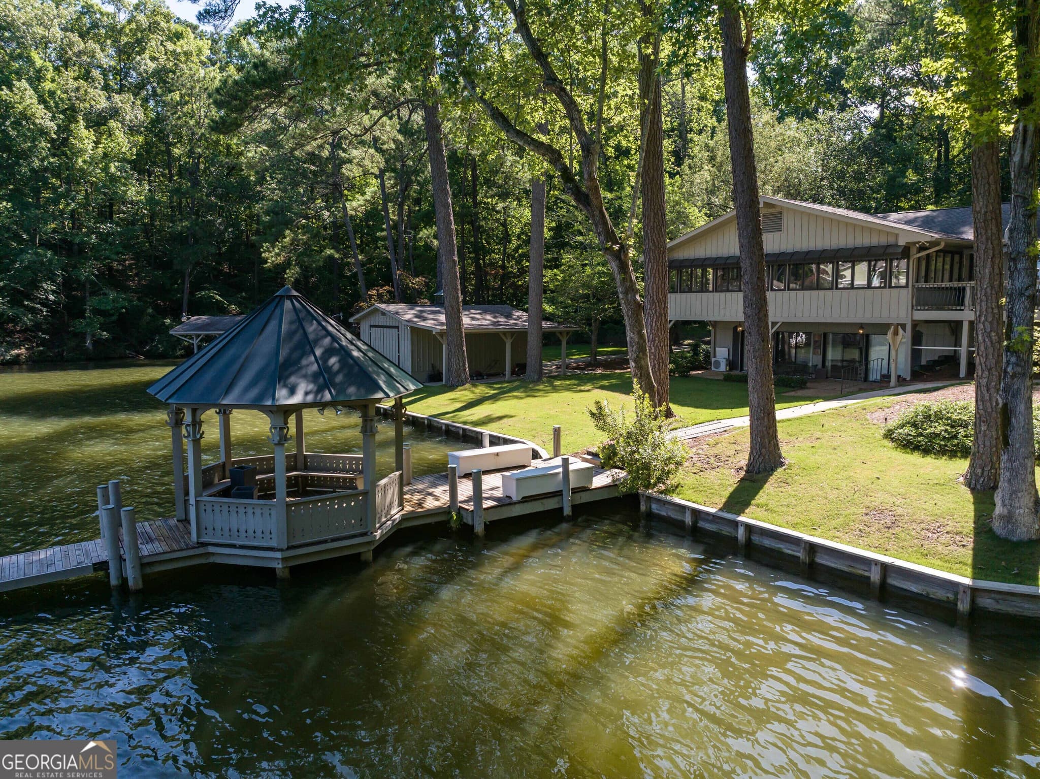 4 bedroom, 4 bathroom, 4,157 sq ft single family residence for sale at 133 Hall Drive, Hamilton, GA 31811 — photo 2