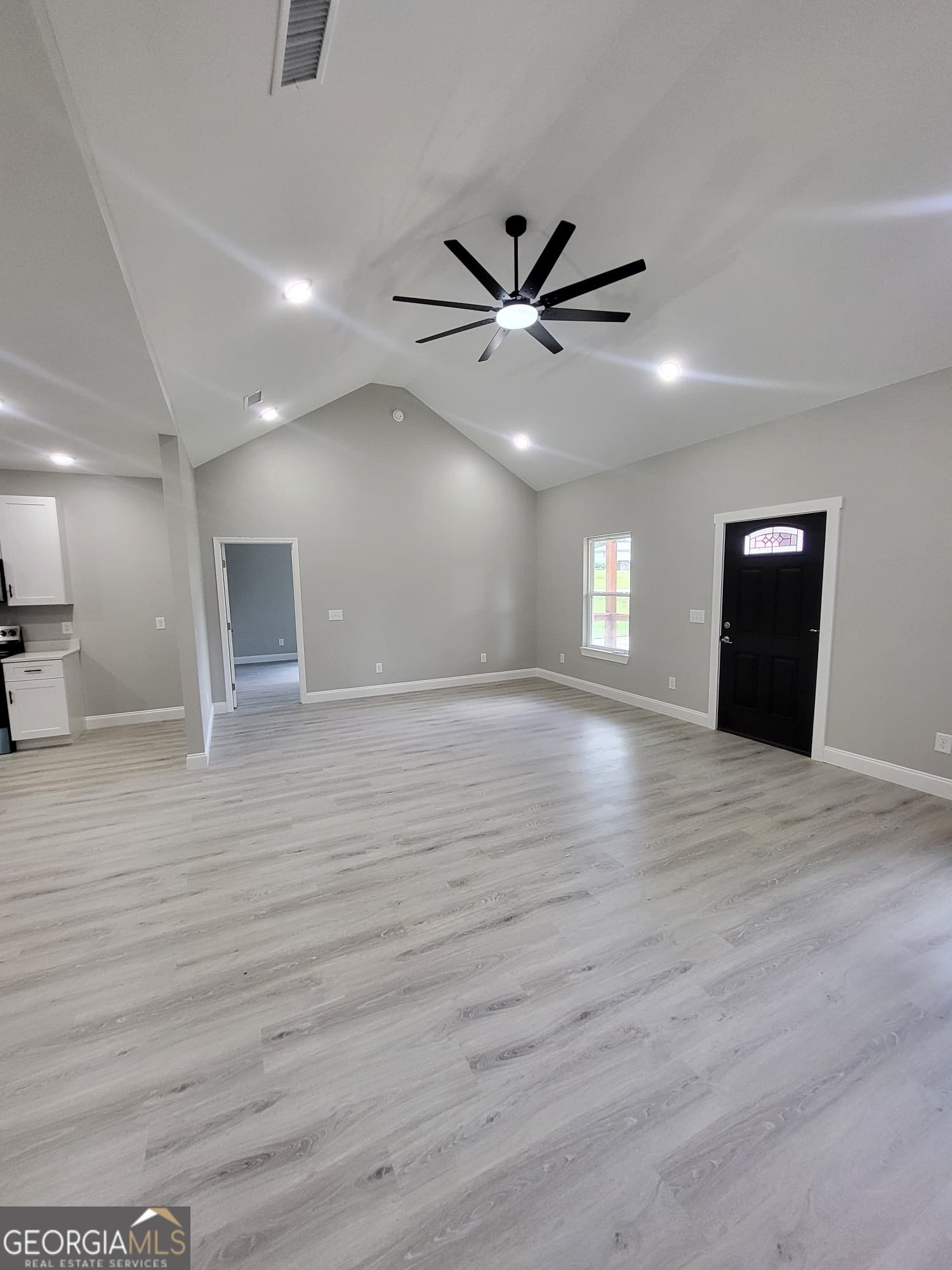 3 bedroom, 2 bathroom, 1,428 sq ft single family residence for sale at 4305 22nd Avenue, Valley, AL 36854 — photo 9