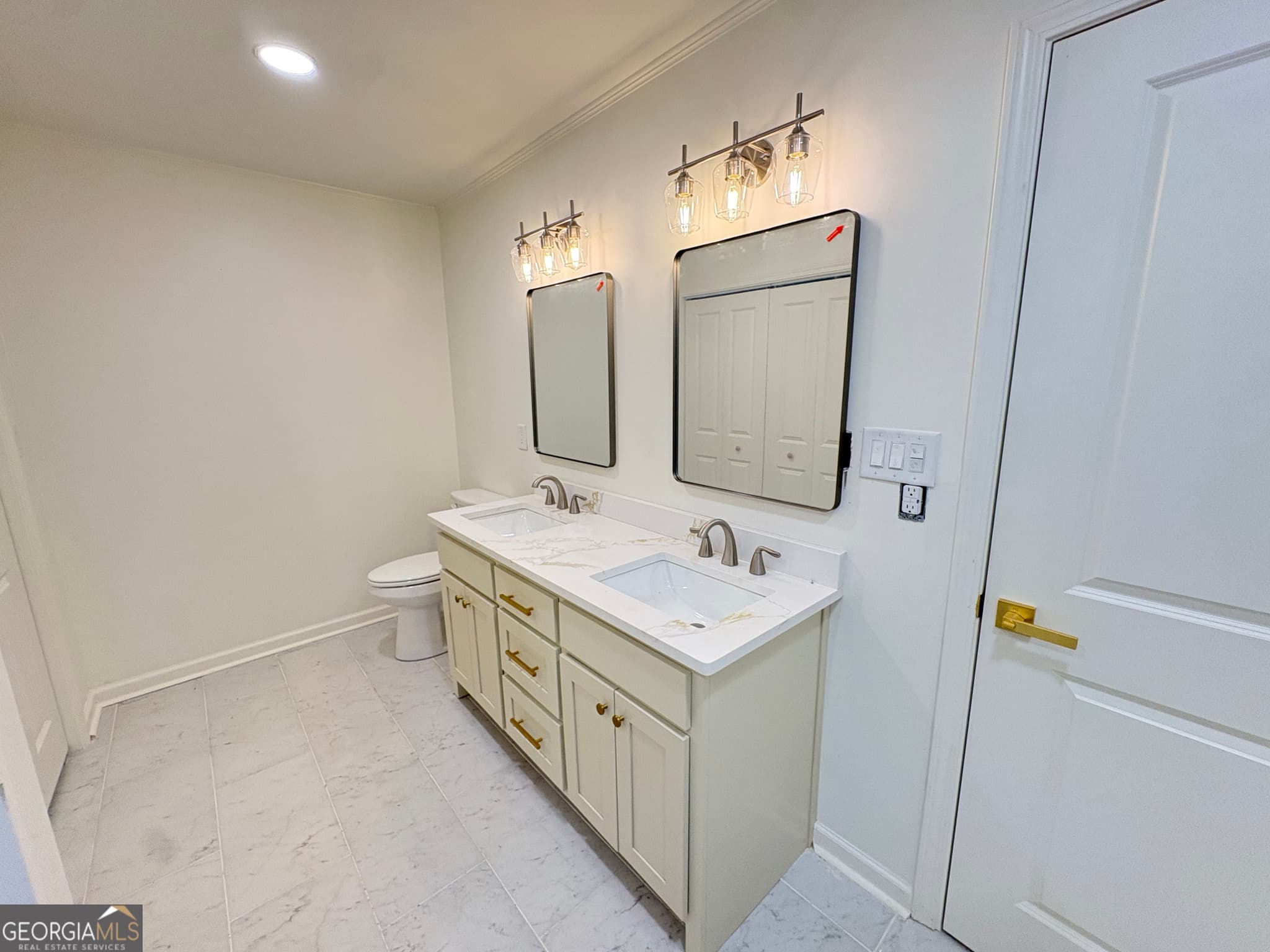 3 bedroom, 3 bathroom, 2,030 sq ft single family residence for sale at 100 Williamsburg Lane, Athens, GA 30605 — photo 6