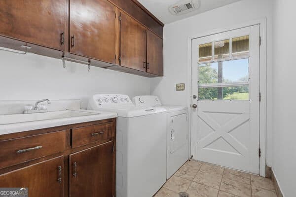 2 bedroom, 2 bathroom cabin,single family residence for sale at 015 Tommy Purvis Jr Drive, Reynolds, GA 31076 — photo 6