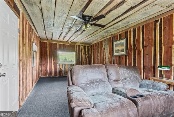 2 bedroom, 2 bathroom cabin,single family residence for sale at 015 Tommy Purvis Jr Drive, Reynolds, GA 31076 — photo 3