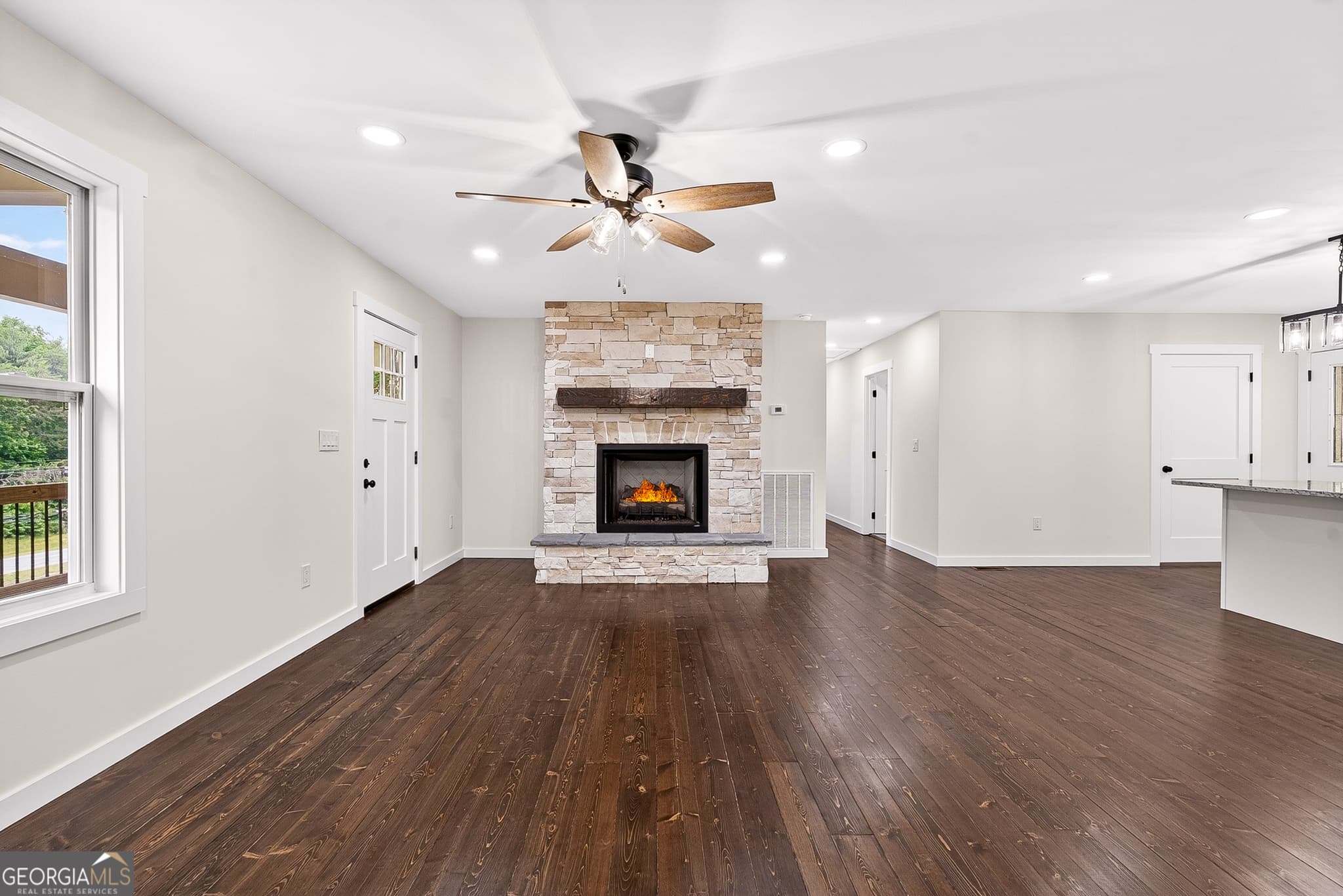 3 bedroom, 2 bathroom, 1,450 sq ft single family residence for sale at 21512 Highway 515, Blue Ridge, GA 30513 — photo 5