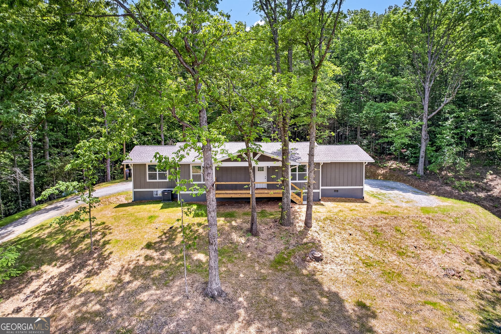 3 bedroom, 2 bathroom, 1,450 sq ft single family residence for sale at 21512 Highway 515, Blue Ridge, GA 30513 — photo 9