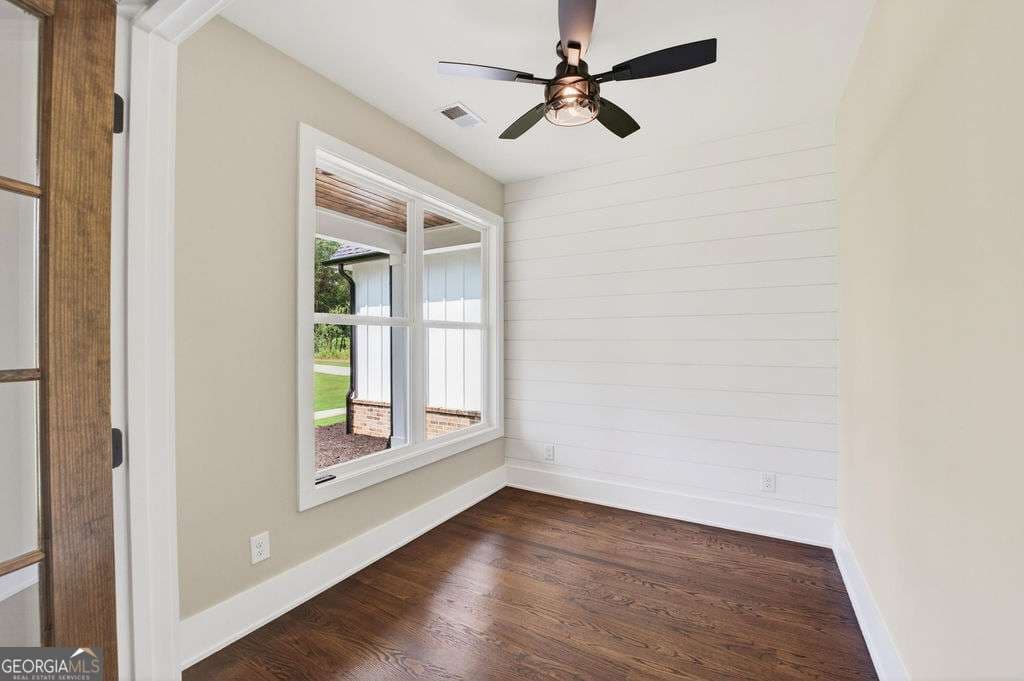 4 bedroom, 3.5 bathroom, 3,103 sq ft single family residence for sale at 924 Browning Road, Fairmount, GA 30139 — photo 7