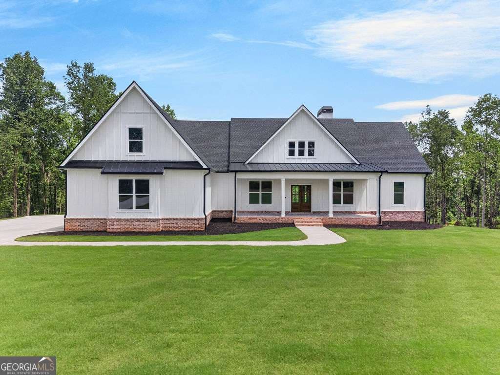 4 bedroom, 3.5 bathroom, 3,103 sq ft single family residence for sale at 924 Browning Road, Fairmount, GA 30139