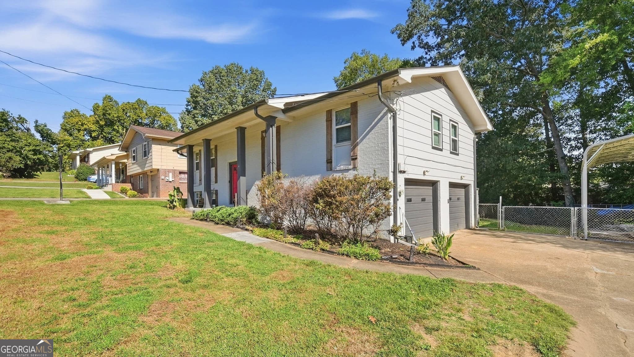 4 bedroom, 3 bathroom, 2,002 sq ft single family residence for sale at 40 Ruth Lane, Ringgold, GA 30736 — photo 2