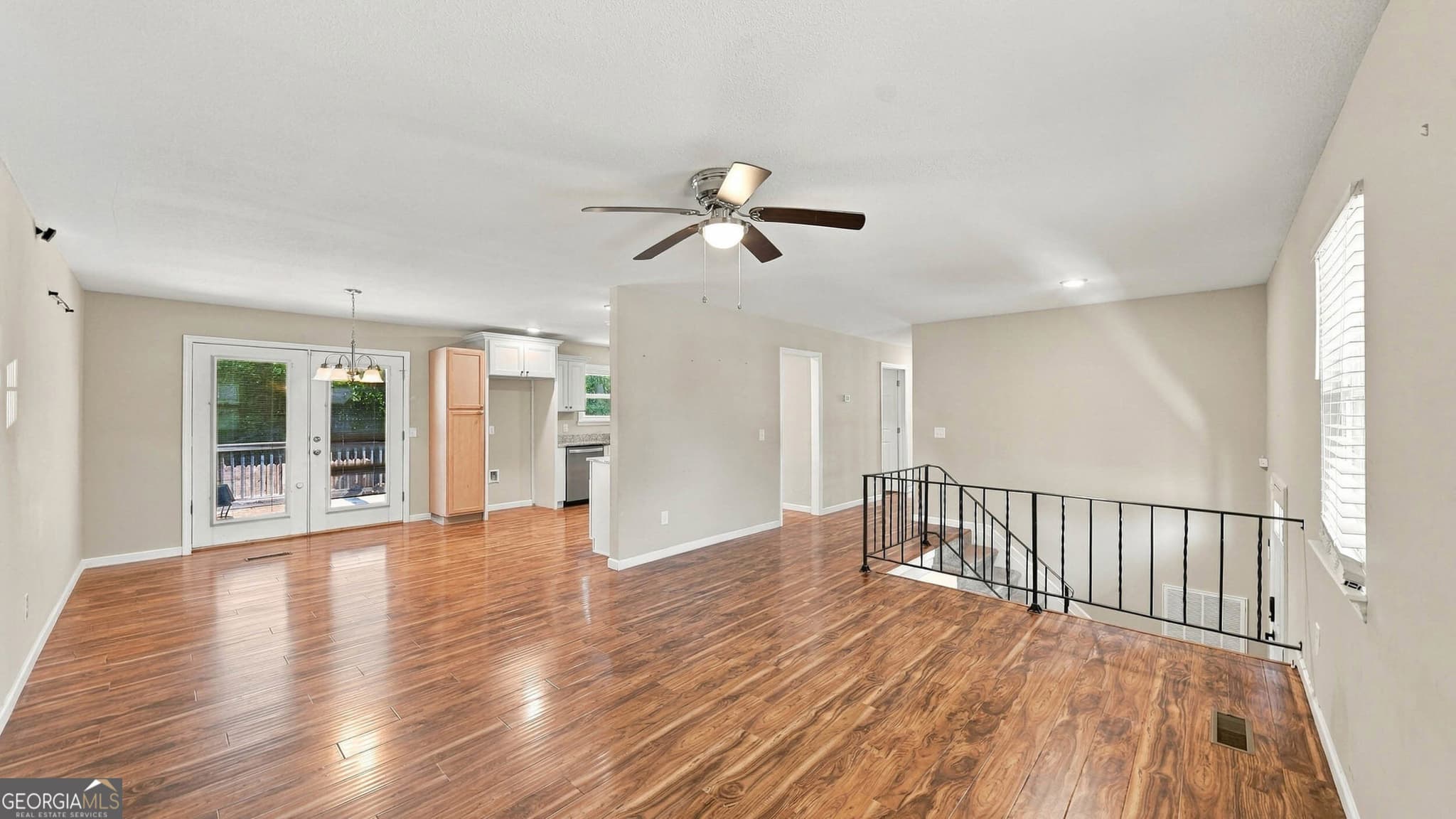 4 bedroom, 3 bathroom, 2,002 sq ft single family residence for sale at 40 Ruth Lane, Ringgold, GA 30736 — photo 4