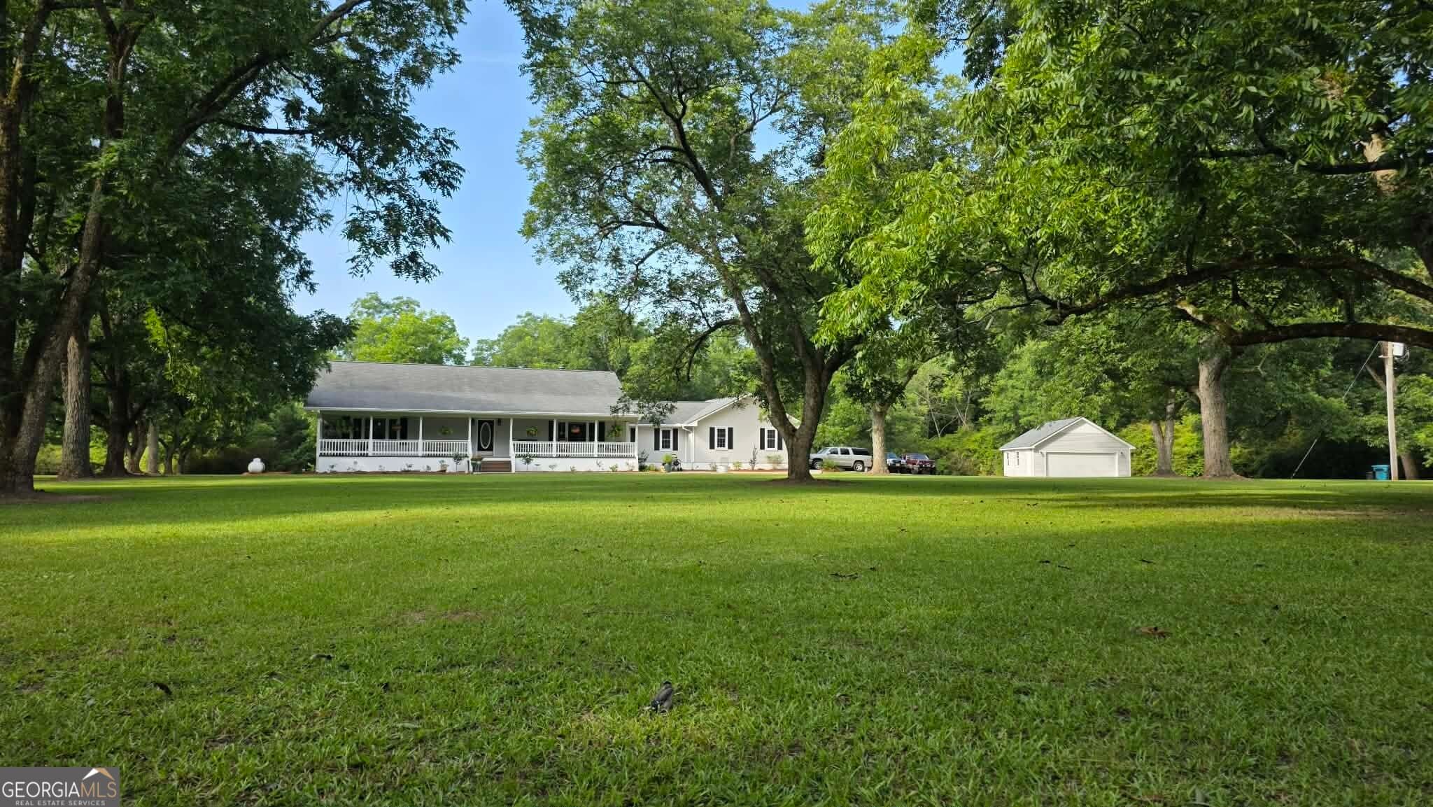 4 bedroom, 3 bathroom, 3,382 sq ft single family residence for sale at 961 Chestnut Hill Road, Fort Valley, GA 31030