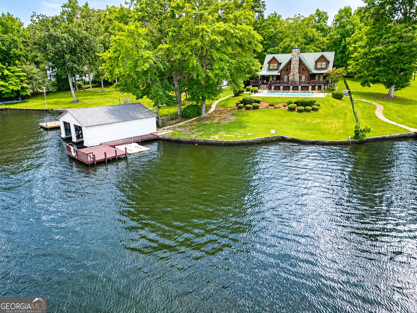 3 bedroom, 3.5 bathroom, 2,256 sq ft cabin,single family residence for sale at 172 Montego Bay Road, Milledgeville, GA 31061 — photo 5