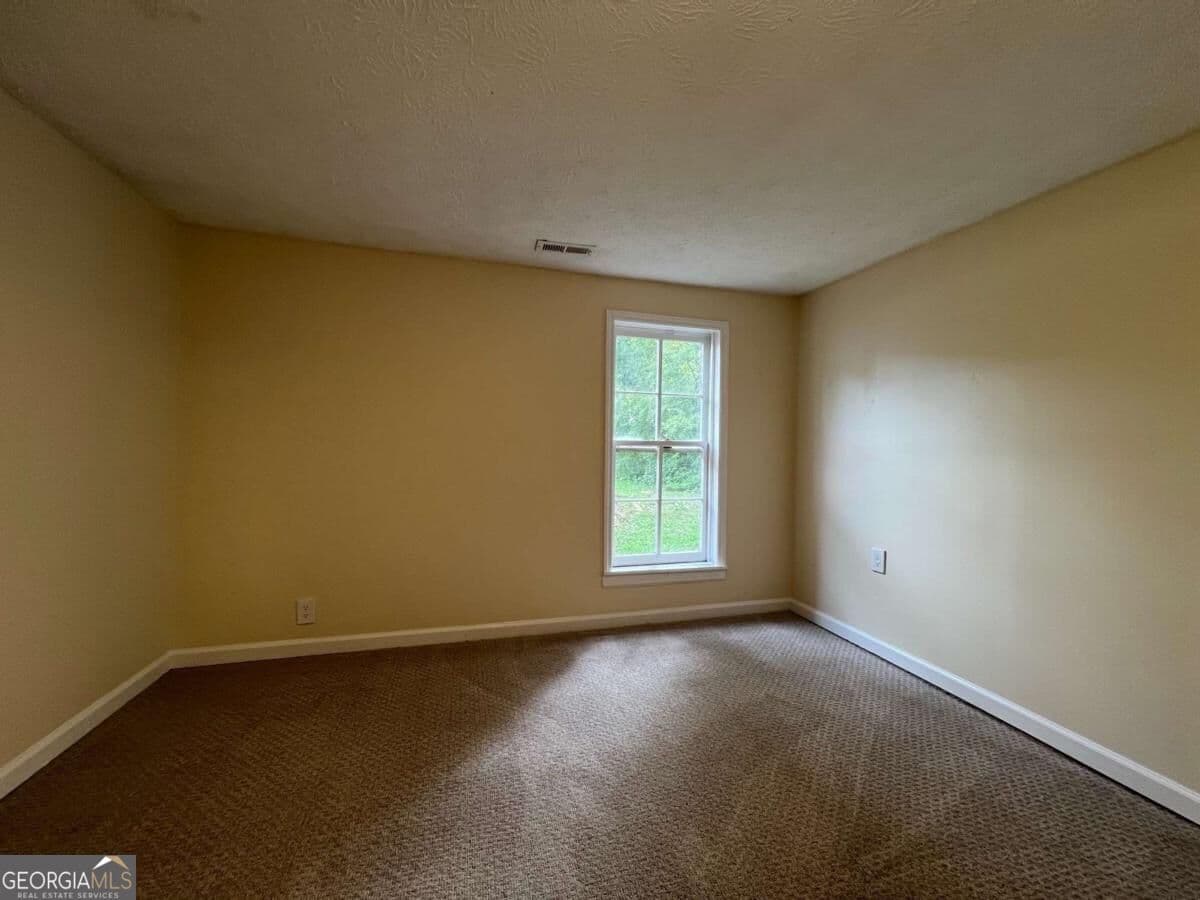 2 bedroom, 2 bathroom, 1,203 sq ft single family residence for rent at 175 Jefferson Street, Newnan, GA 30263 for $1,599 a month — photo 7