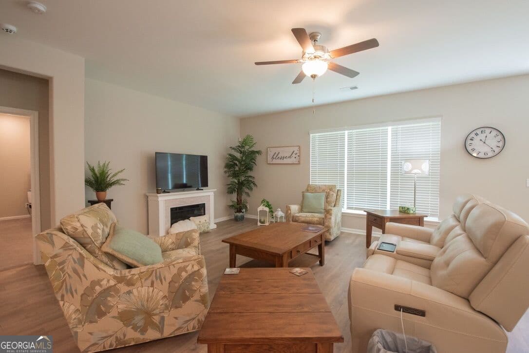 3 bedroom, 2 bathroom, 2,080 sq ft single family residence for sale at 122 Clearwater Drive, Brunswick, GA 31523 — photo 6