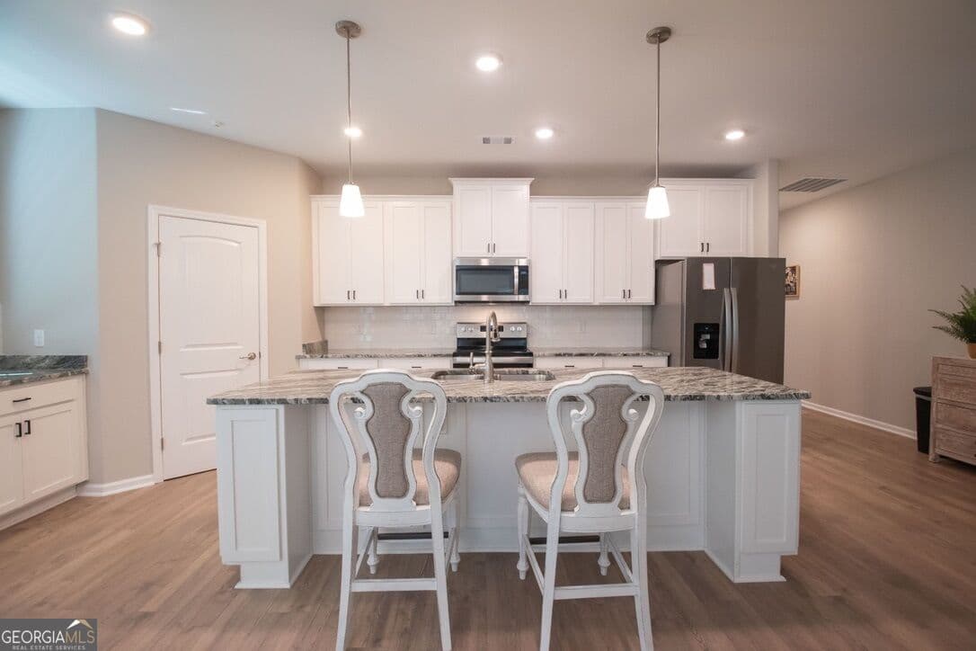 3 bedroom, 2 bathroom, 2,080 sq ft single family residence for sale at 122 Clearwater Drive, Brunswick, GA 31523 — photo 7