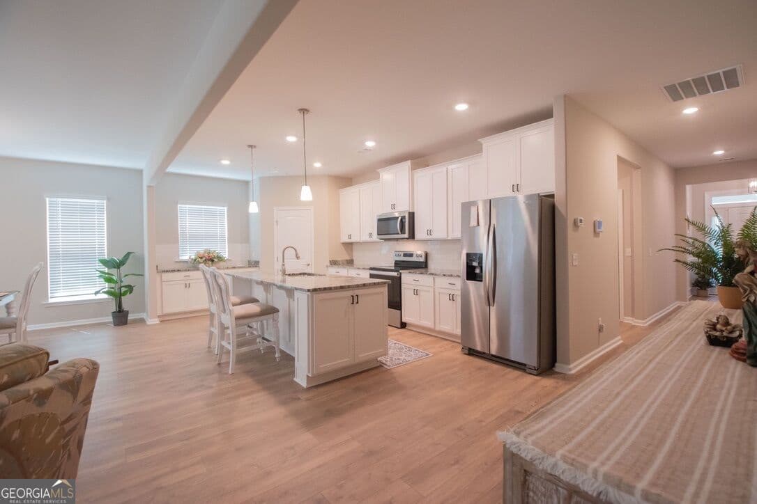 3 bedroom, 2 bathroom, 2,080 sq ft single family residence for sale at 122 Clearwater Drive, Brunswick, GA 31523 — photo 8