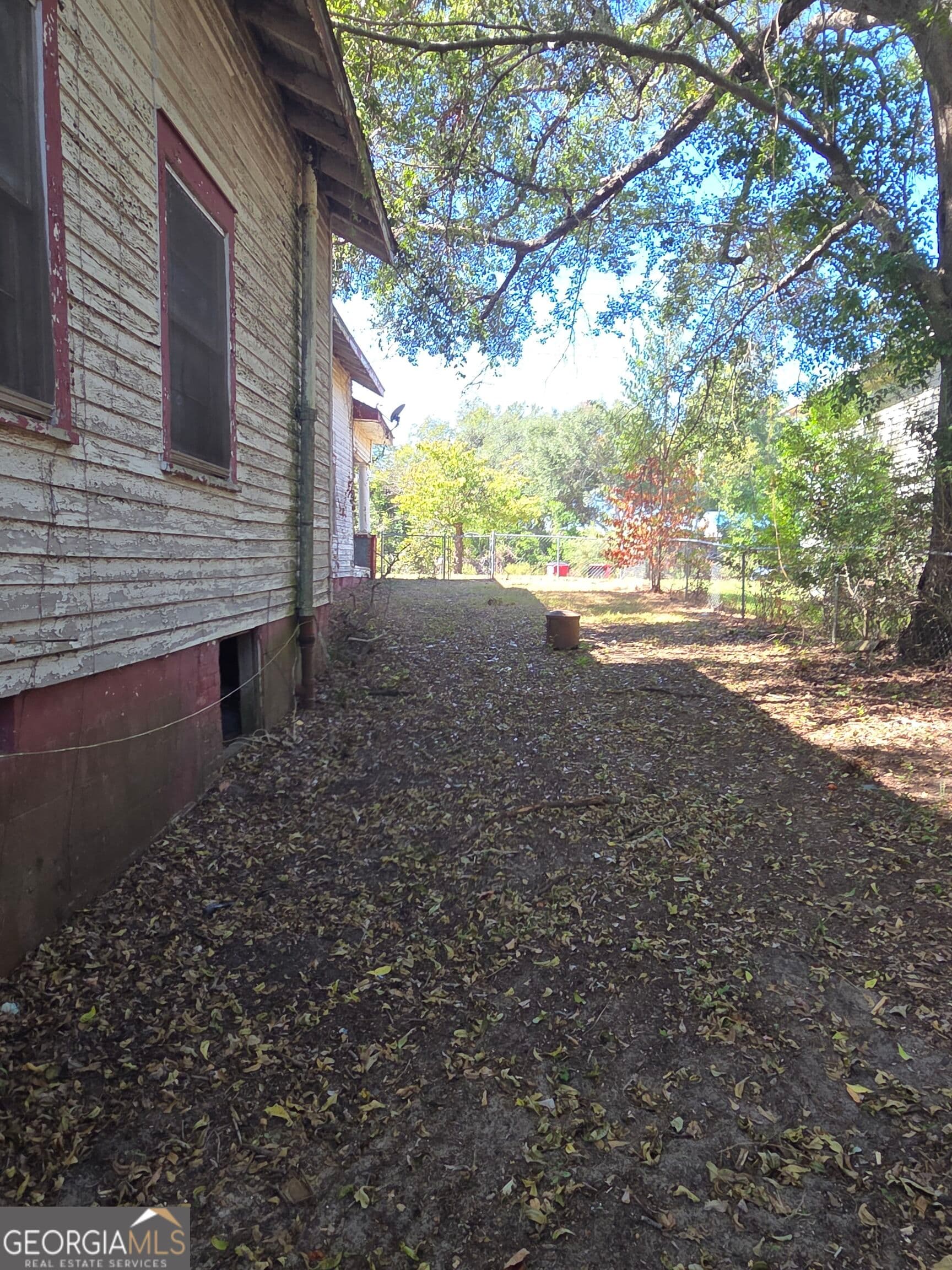 3 bedroom, 1 bathroom, 1,608 sq ft single family residence for sale at 645 Main Street, Eastman, GA 31023 — photo 7