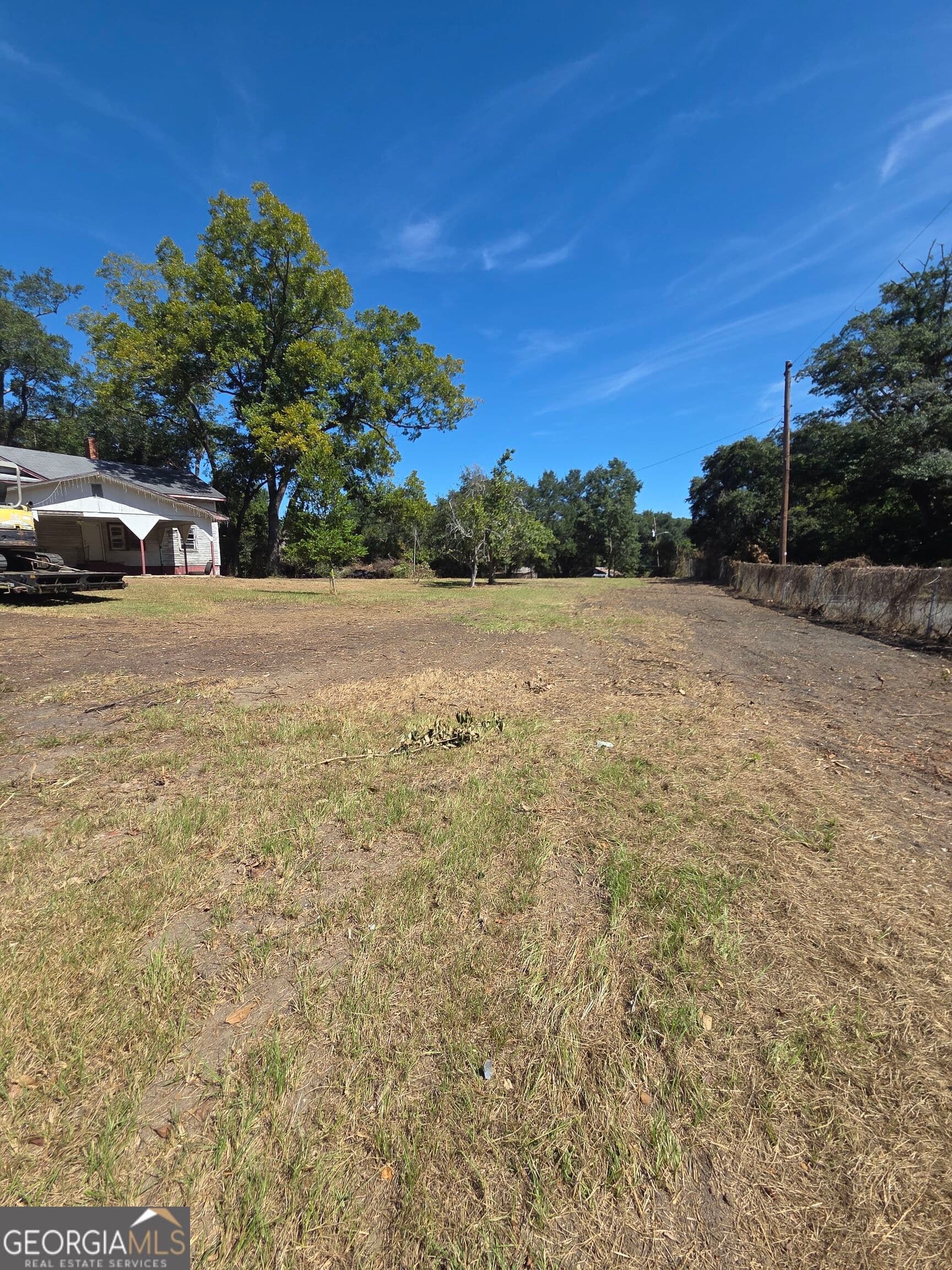 3 bedroom, 1 bathroom, 1,608 sq ft single family residence for sale at 645 Main Street, Eastman, GA 31023 — photo 3
