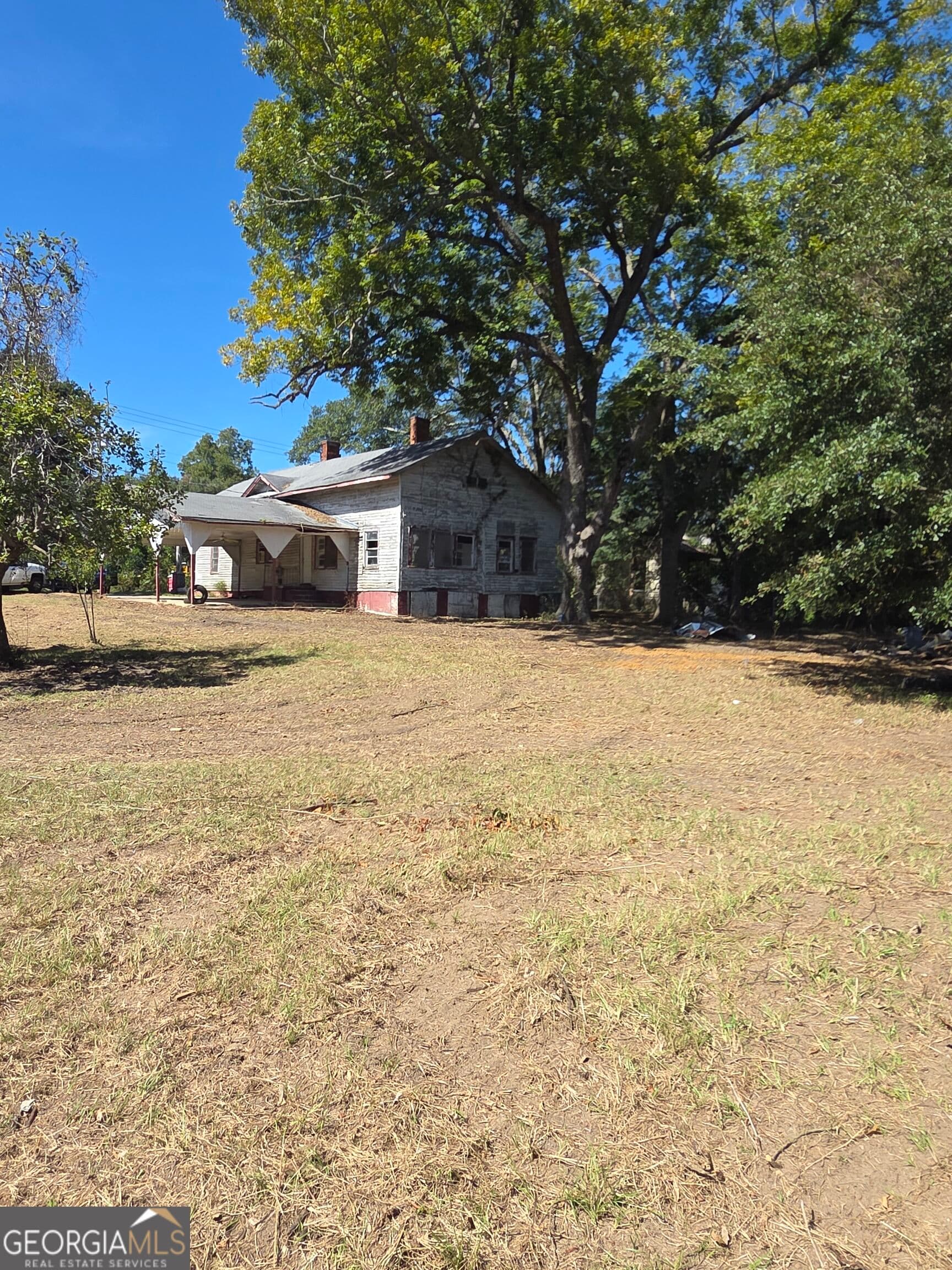 3 bedroom, 1 bathroom, 1,608 sq ft single family residence for sale at 645 Main Street, Eastman, GA 31023