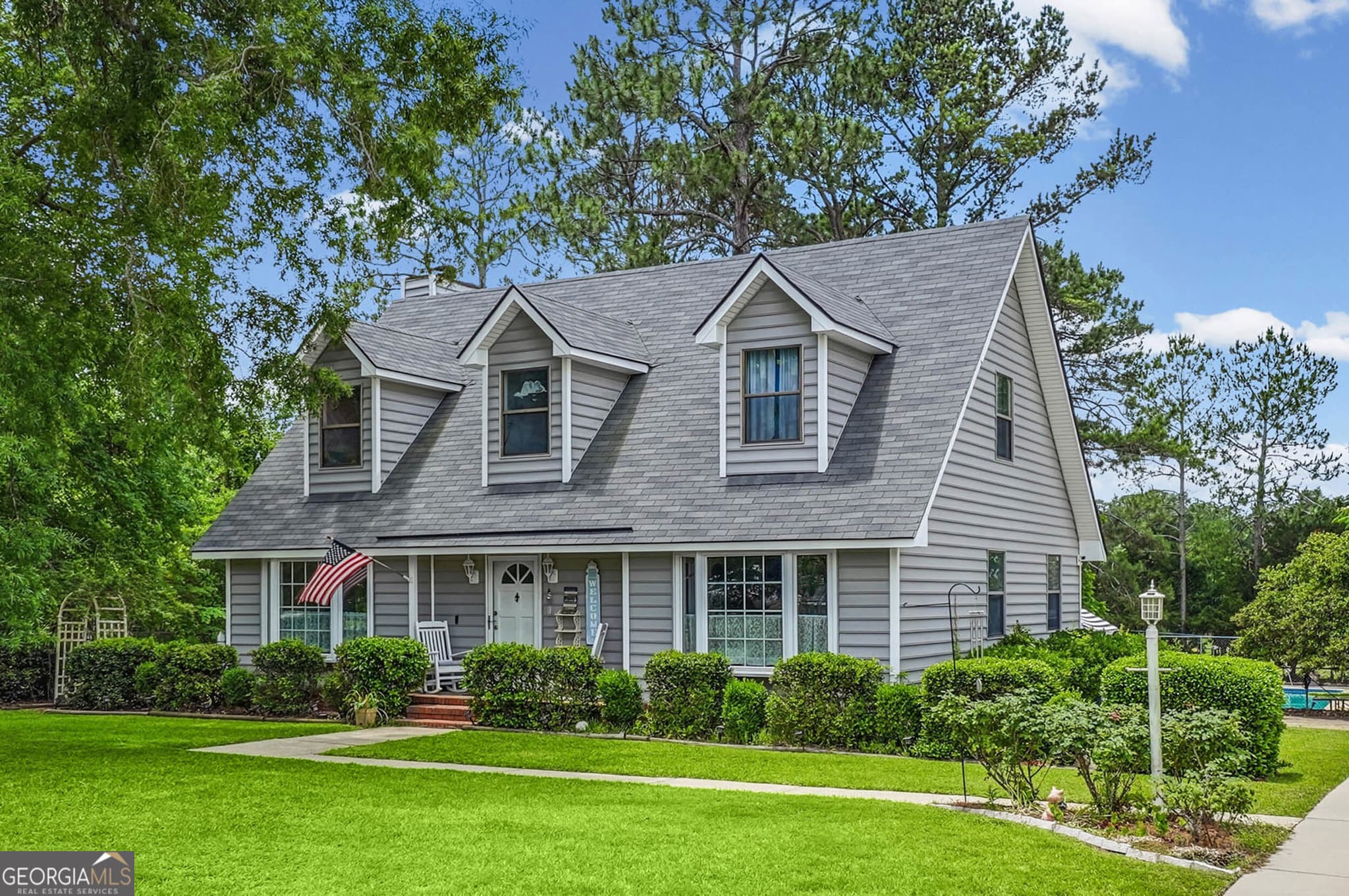 3 bedroom, 2.5 bathroom, 1,792 sq ft single family residence under contract at 190 Dunaway Drive, Albany, GA 31707 — photo 3