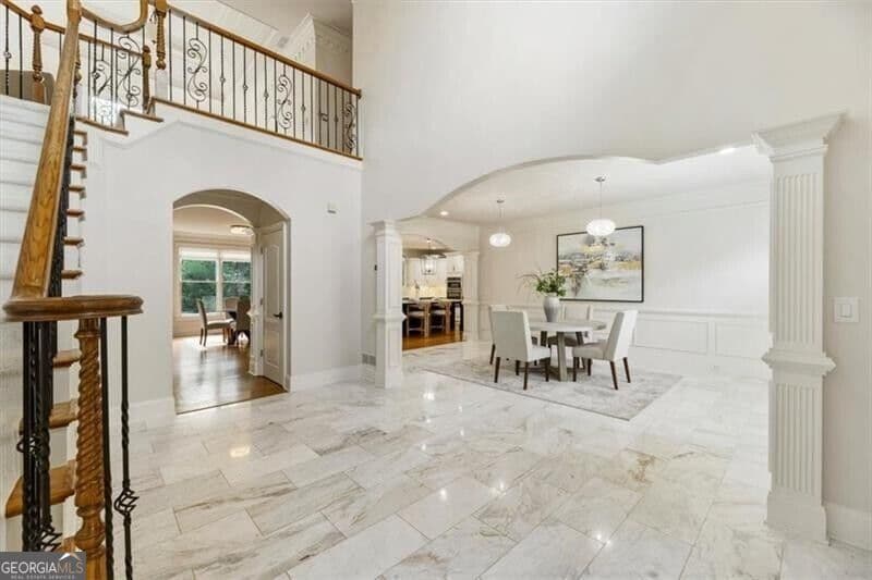 6 bedroom, 6.5 bathroom, 7,652 sq ft single family residence for sale at 392 Lum Crowe Road, Roswell, GA 30075 — photo 5