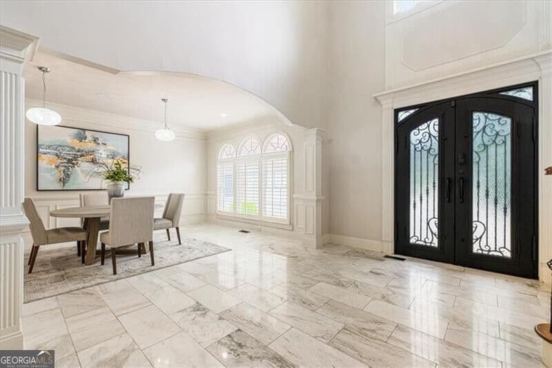 6 bedroom, 6.5 bathroom, 7,652 sq ft single family residence for sale at 392 Lum Crowe Road, Roswell, GA 30075 — photo 4