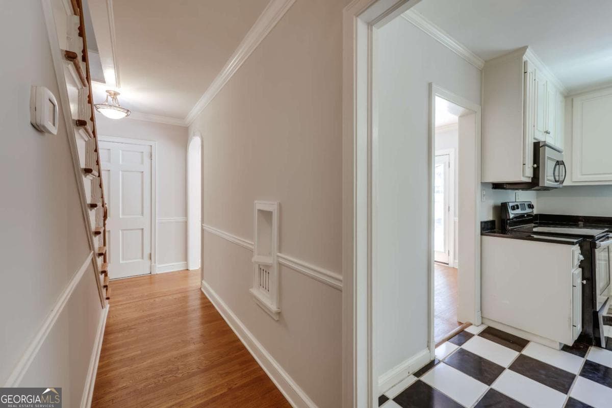 4 bedroom, 2.5 bathroom, 2,621 sq ft single family residence for sale at 490 McWhorter Drive, Athens, GA 30606 — photo 9