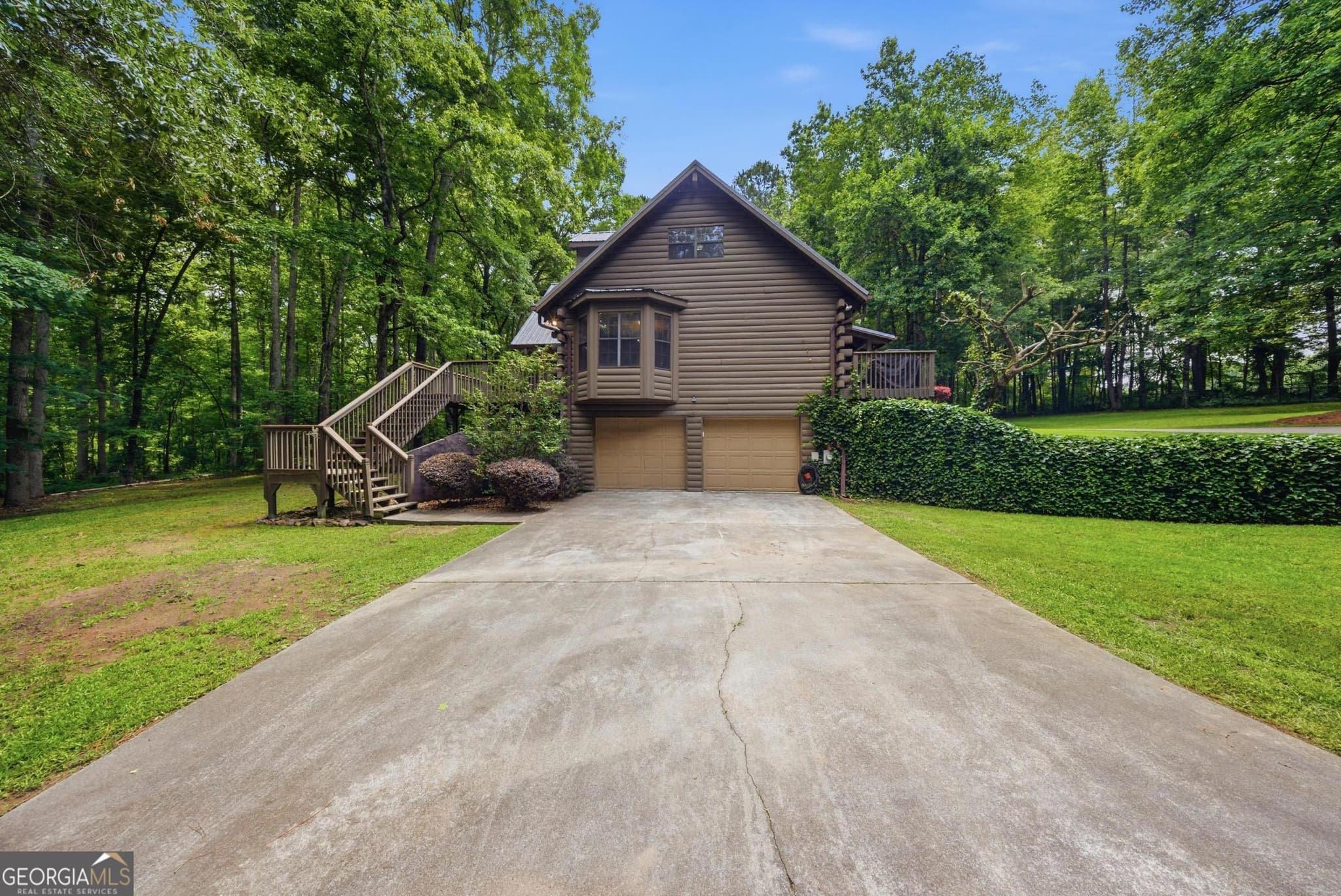 3 bedroom, 2.5 bathroom, 2,517 sq ft cabin,single family residence for sale at 217 Browning Road, Villa Rica, GA 30180 — photo 6
