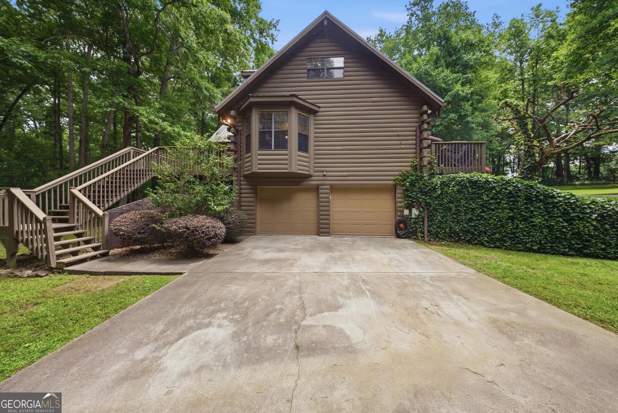 3 bedroom, 2.5 bathroom, 2,517 sq ft cabin,single family residence for sale at 217 Browning Road, Villa Rica, GA 30180 — photo 7