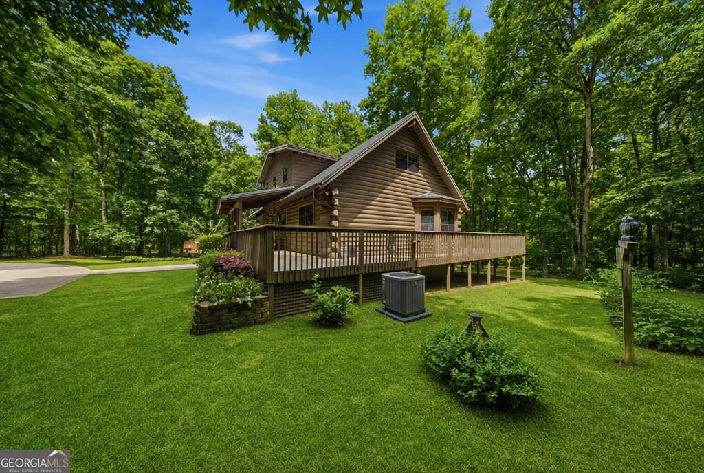 3 bedroom, 2.5 bathroom, 2,517 sq ft cabin,single family residence for sale at 217 Browning Road, Villa Rica, GA 30180 — photo 5