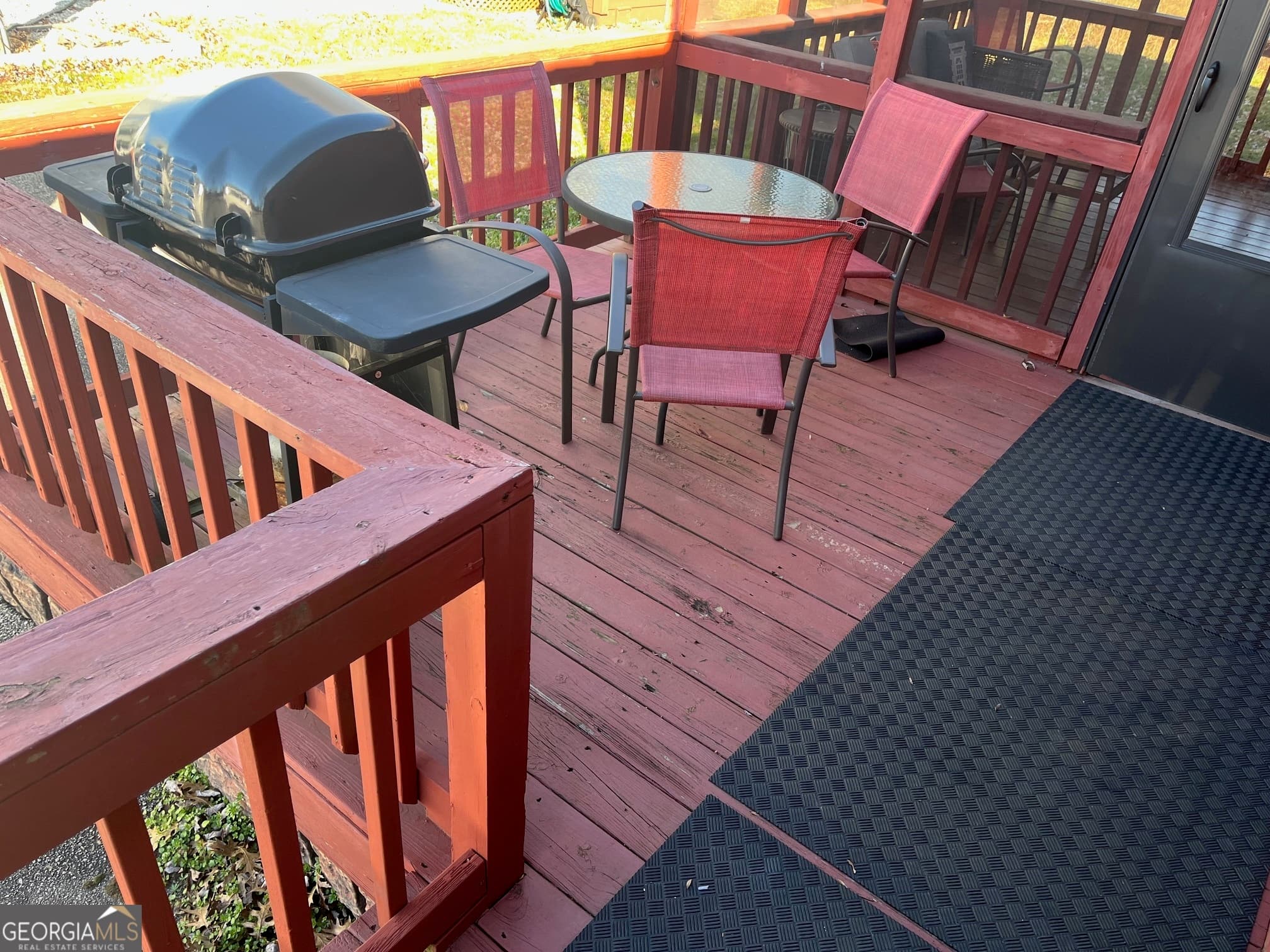 2 bedroom, 1 bathroom, 552 sq ft cabin,single family residence for sale at 356 River Vista Drive, Dillard, GA 30537 — photo 3