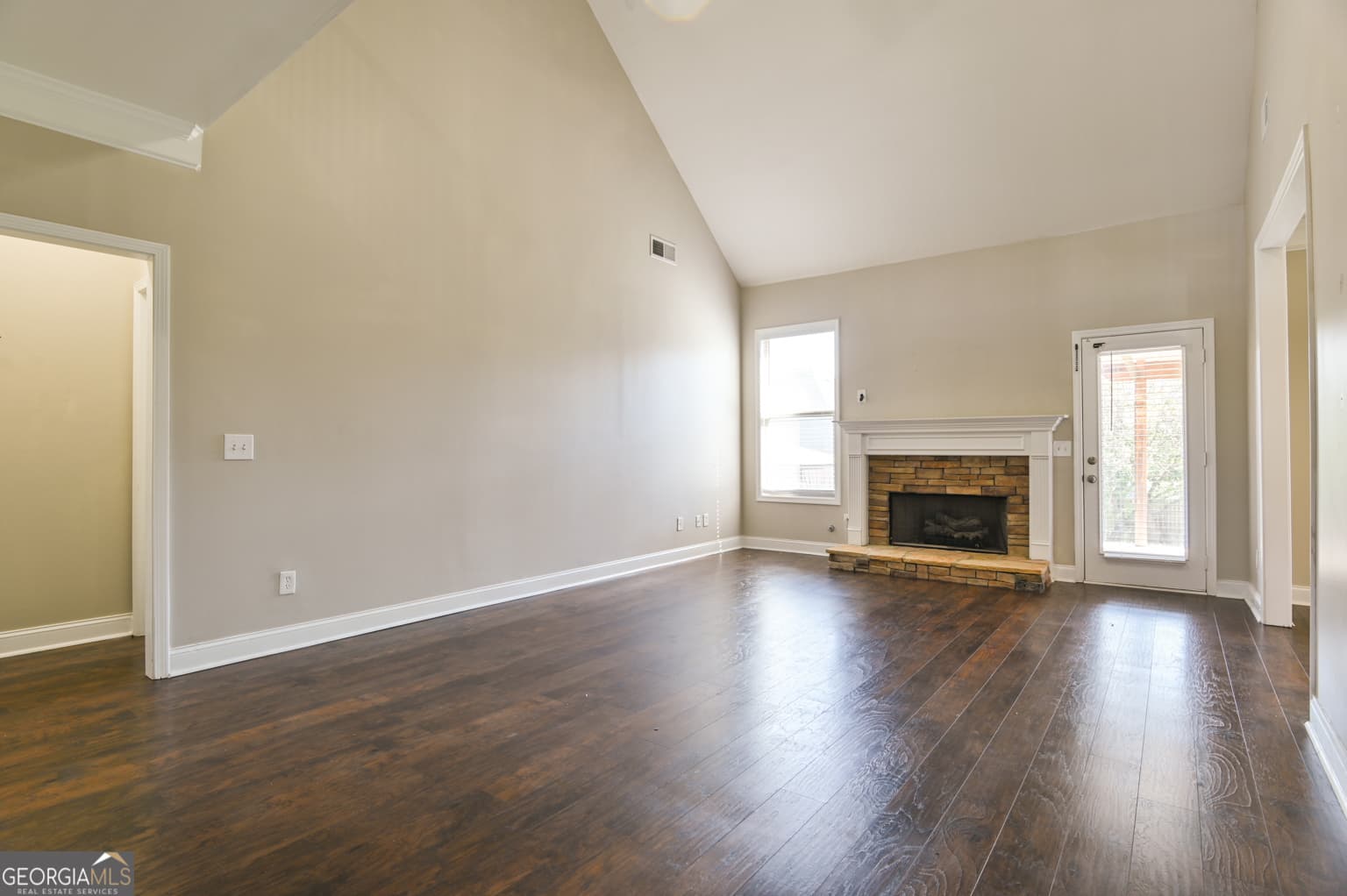 5 bedroom, 3.5 bathroom, 3,067 sq ft single family residence for sale at 407 Arbor Lane, Loganville, GA 30052 — photo 10