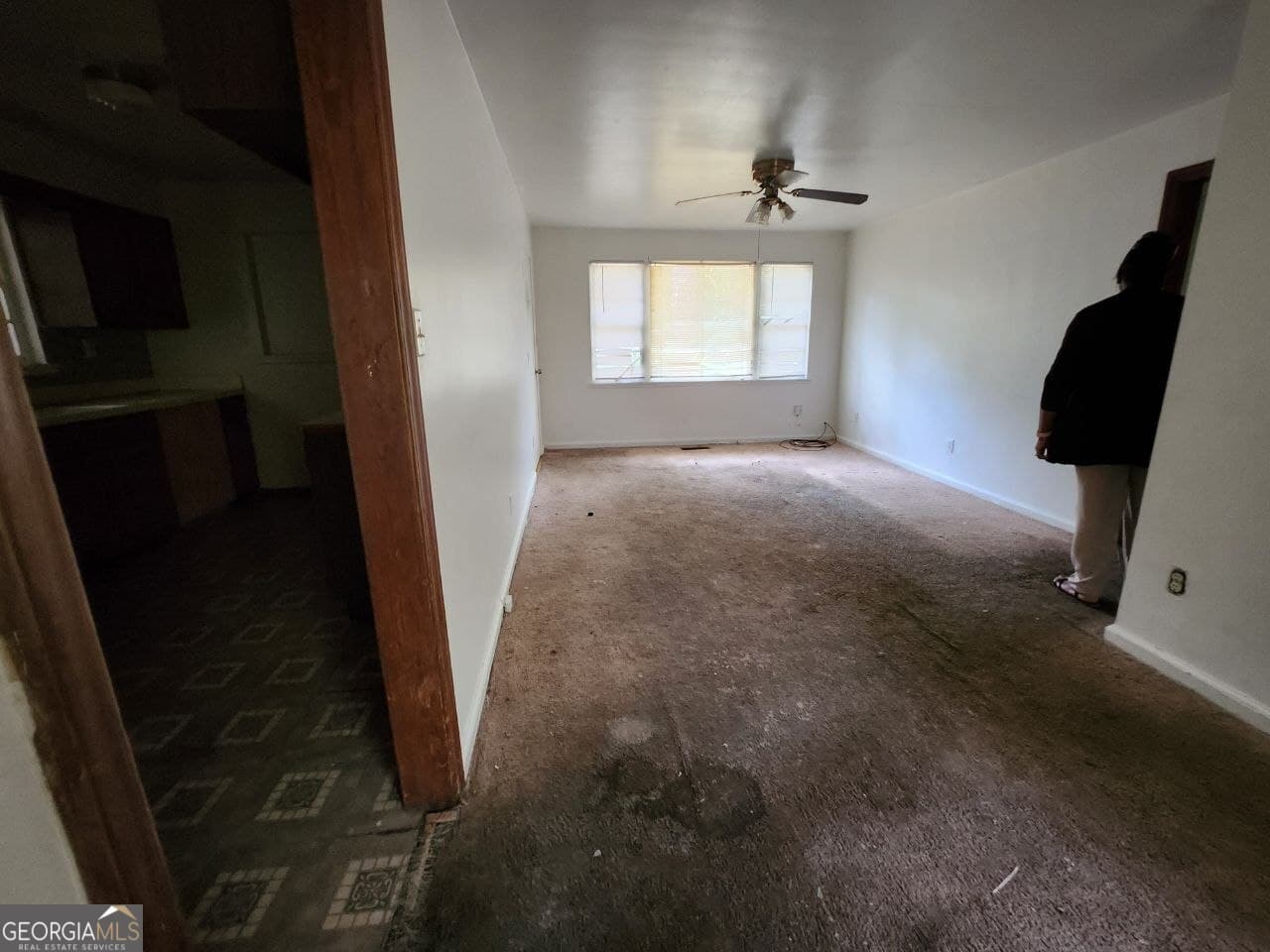 3 bedroom, 2 bathroom, 1,390 sq ft single family residence for sale at 700 Walnut Street, Albany, GA 31707 — photo 7