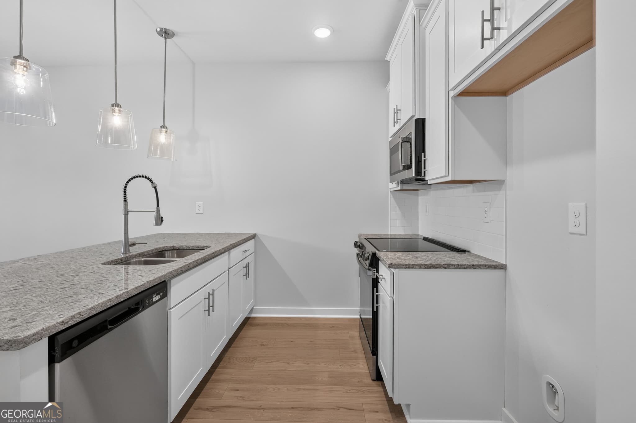 1 bedroom, 1.5 bathroom, 707 sq ft single family residence for sale at 410 Dempsey Drive LOT 32, Fayetteville, GA 30214 — photo 5