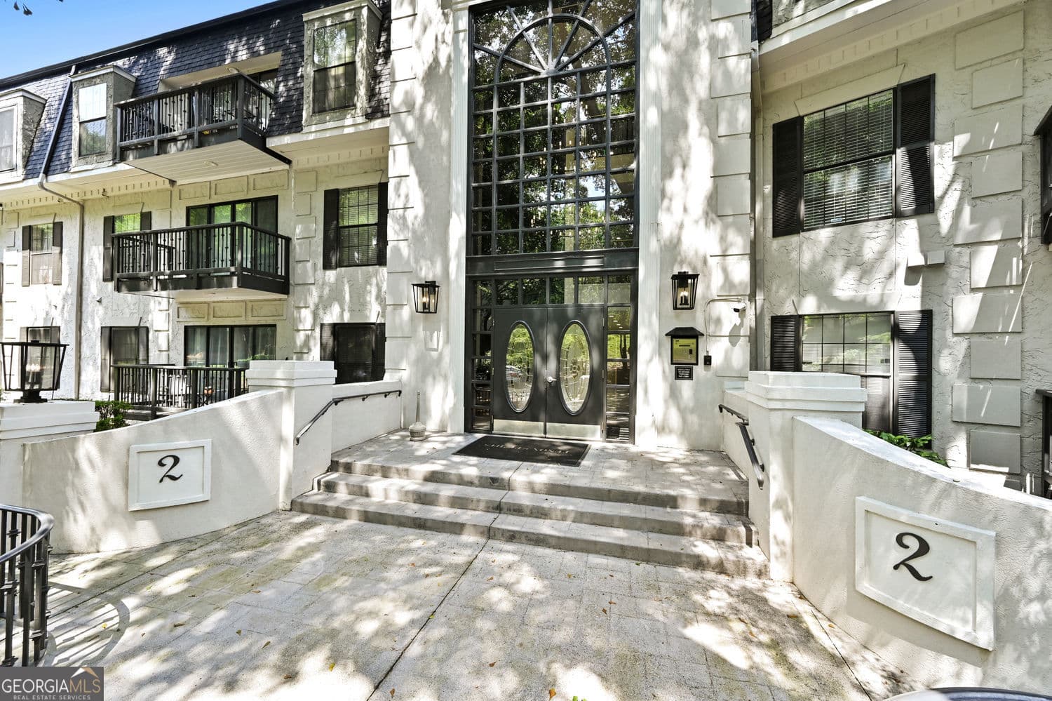 2 bedroom, 2 bathroom, 1,249 sq ft condominium for sale at 2201 Pine Heights Drive, Atlanta, GA 30324 — photo 7