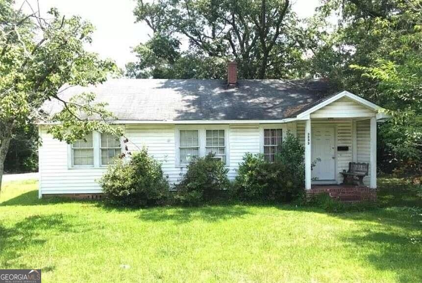 3 bedroom, 1 bathroom, 1,370 sq ft single family residence for sale at 3533 Napier Avenue, Macon, GA 31204