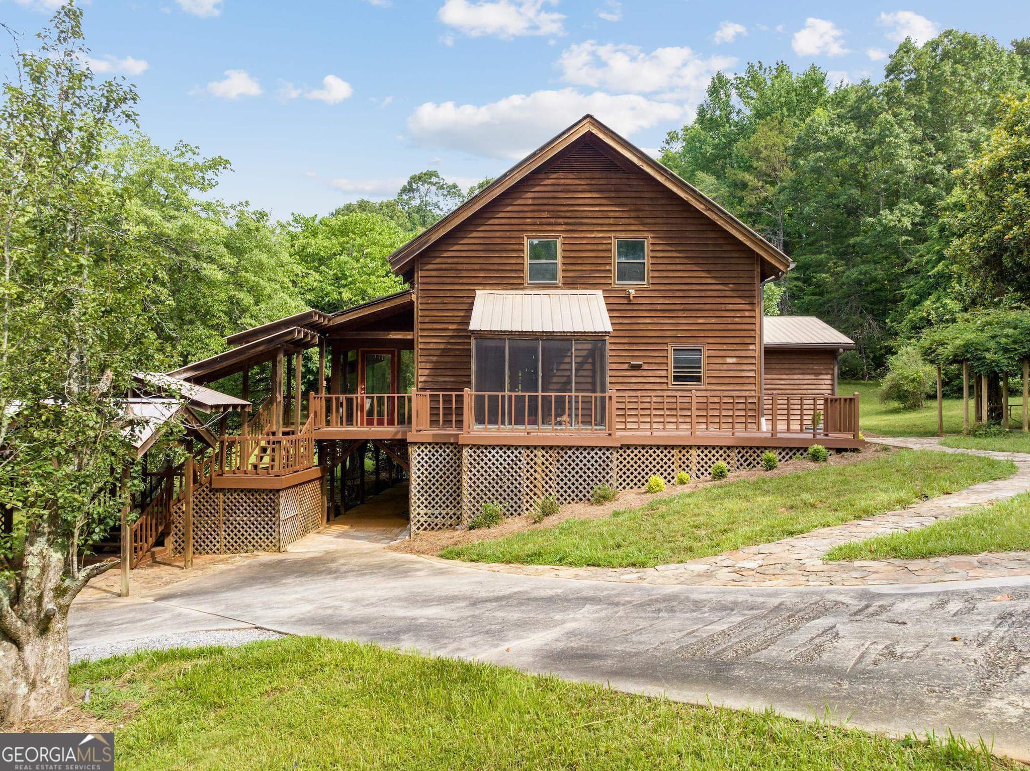 3 bedroom, 3 bathroom, 4,359 sq ft single family residence for sale at 966 Wahoo Creek Road, Murrayville, GA 30564