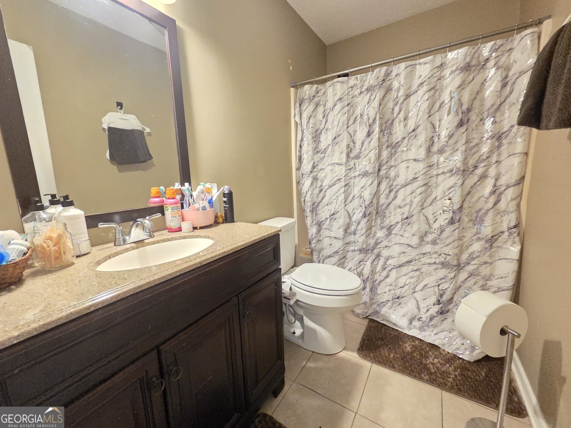 3 bedroom, 1 bathroom, 1,008 sq ft single family residence under contract at 219 Surrey Road, Hinesville, GA 31313 — photo 9
