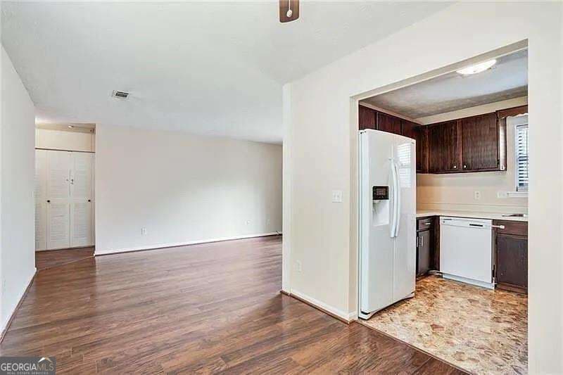 2 bedroom, 2 bathroom condominium for rent at 76 Sandalwood Circle, Lawrenceville, GA 30046 for $1,400 a month — photo 8