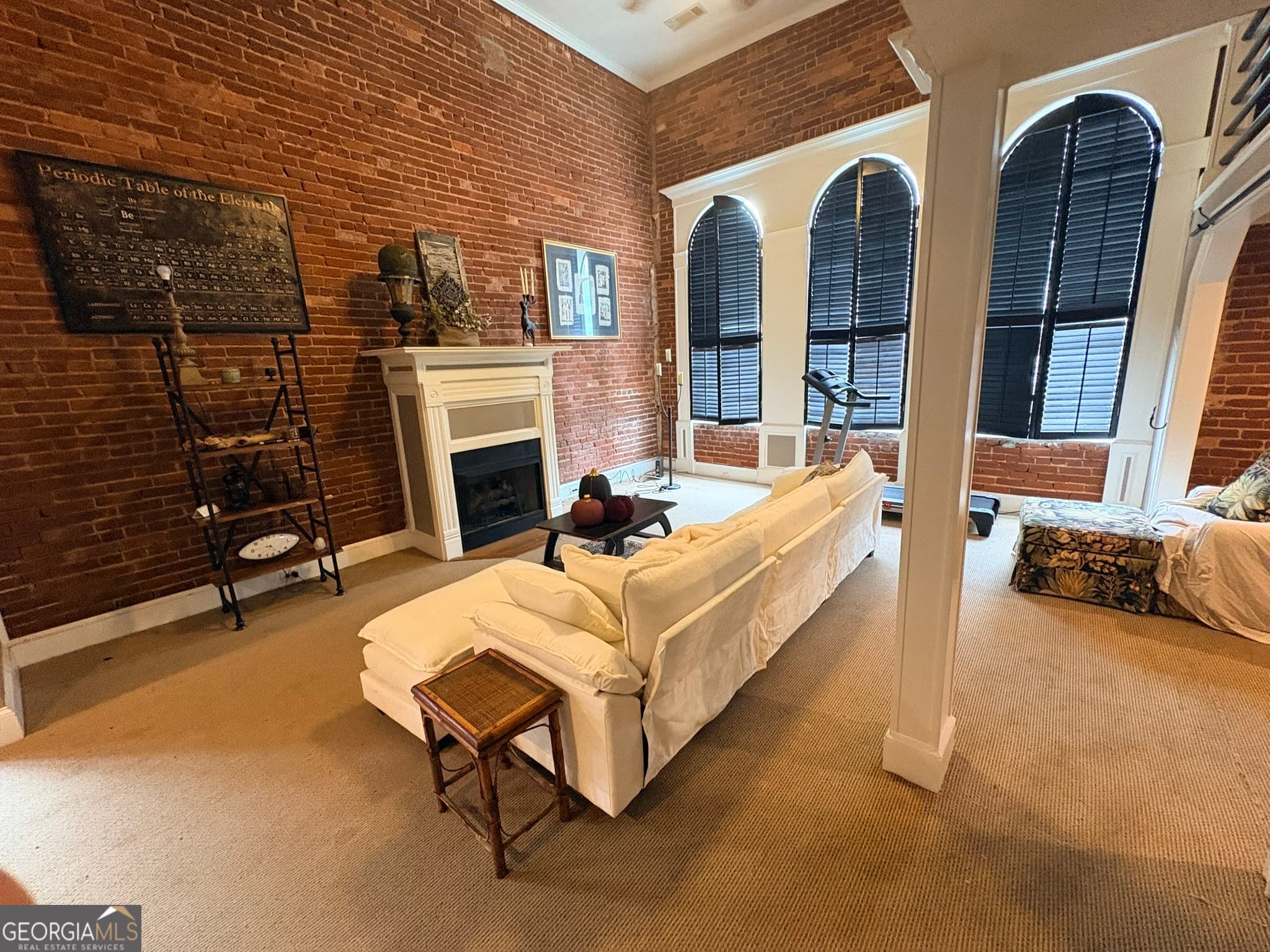 1 bedroom, 1.5 bathroom, 1,219 sq ft loft,single family residence for rent at 102 N Hill Street 304, Griffin, GA 30223 for $1,500 a month — photo 3