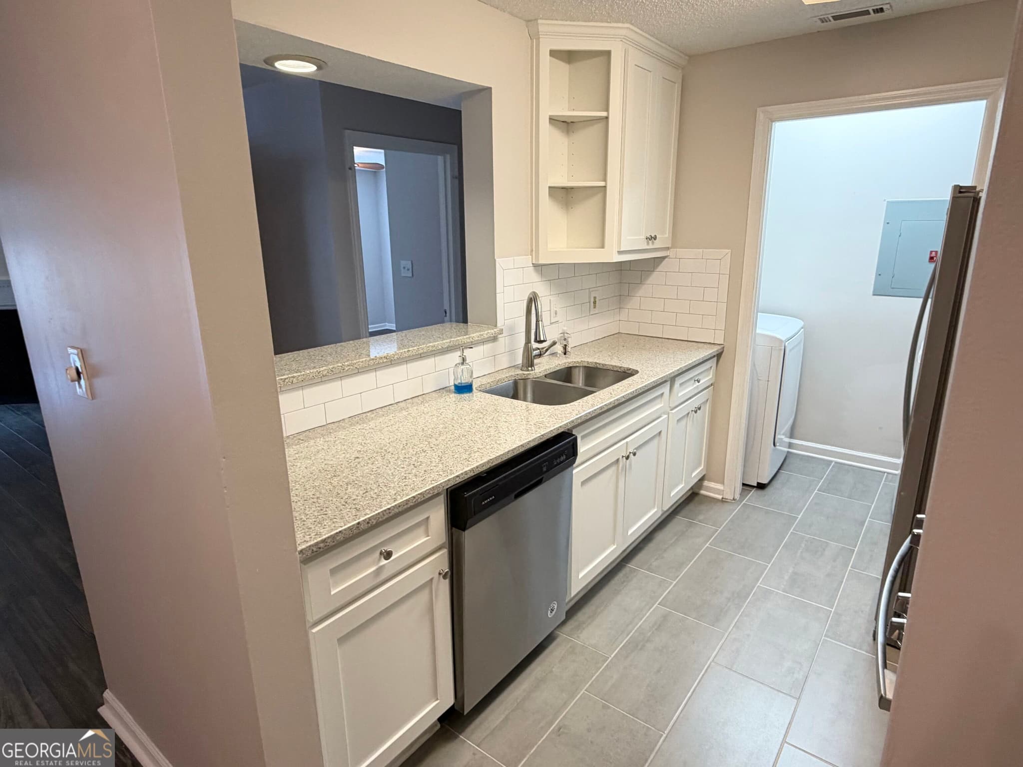 2 bedroom, 2 bathroom, 1,301 sq ft condominium for sale at 1015 Ridgefield Drive, Peachtree City, GA 30269 — photo 10