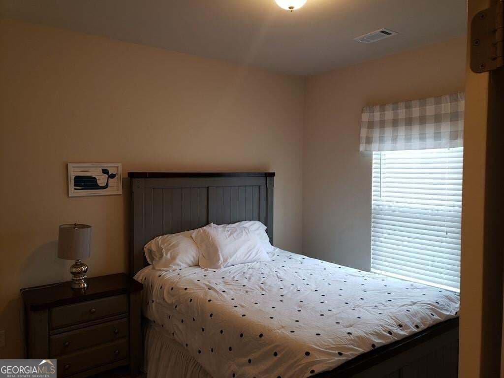 4 bedroom, 2.5 bathroom, 2,150 sq ft single family residence for rent at 323 Hardy Ives Lane US, Lawrenceville, GA 30045 for $2,300 a month — photo 6