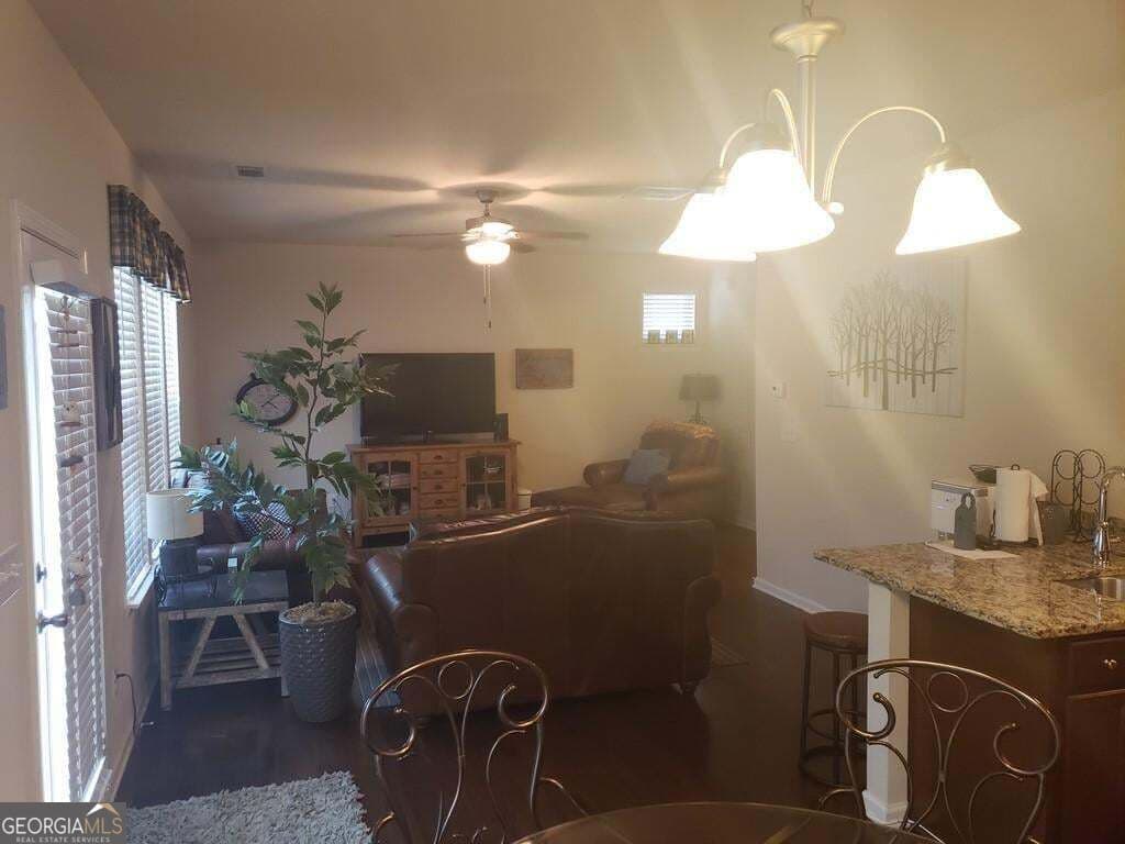 4 bedroom, 2.5 bathroom, 2,150 sq ft single family residence for rent at 323 Hardy Ives Lane US, Lawrenceville, GA 30045 for $2,300 a month — photo 4
