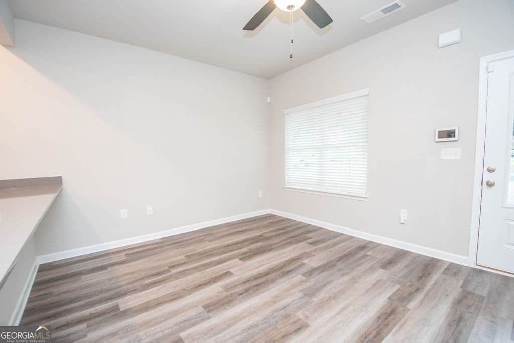 3 bedroom, 2 bathroom, 1,322 sq ft single family residence for sale at 107 Hidden Hills Drive, Carrollton, GA 30117 — photo 5