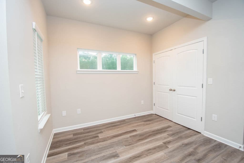 3 bedroom, 2 bathroom, 1,322 sq ft single family residence for sale at 107 Hidden Hills Drive, Carrollton, GA 30117 — photo 10