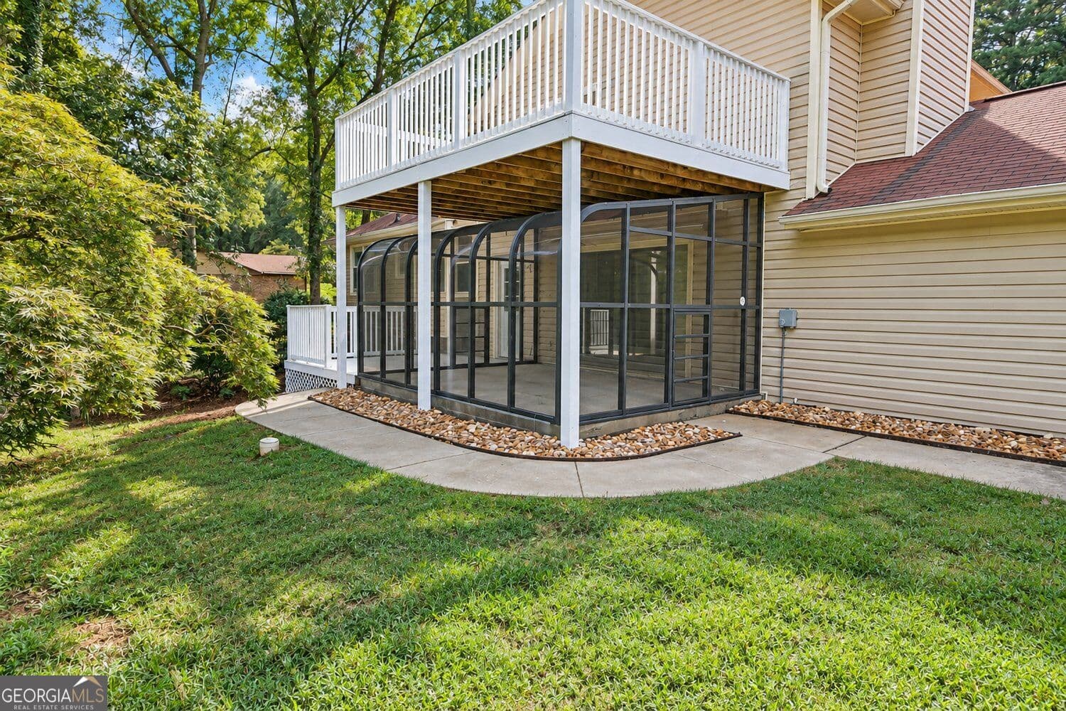 4 bedroom, 2.5 bathroom, 3,043 sq ft single family residence for sale at 551 Covered Bridge Trail, Fayetteville, GA 30214 — photo 5